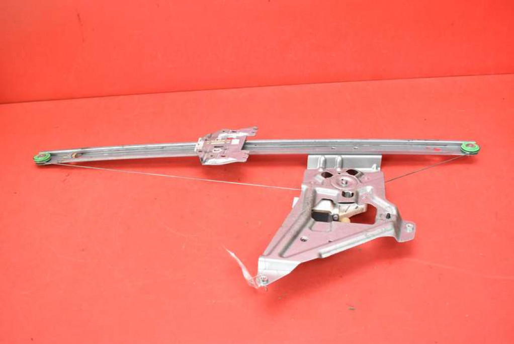 window regulator right front EU A9067200146 MERCEDES SPRINTER W906 06-19