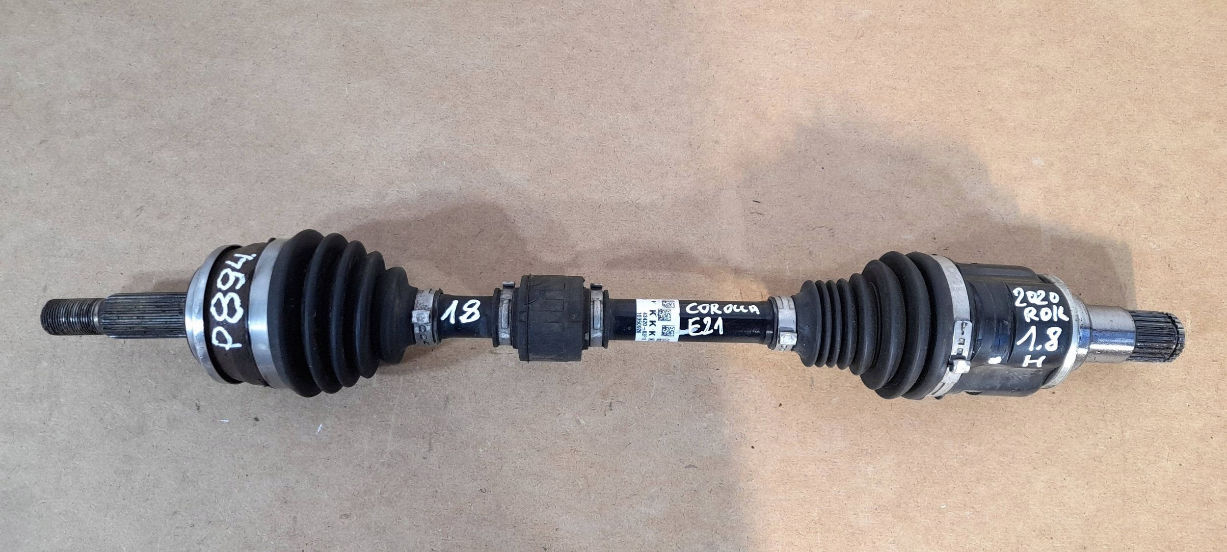 Toyota Corolla E21 1,8H 2019-2022 semi-axis front left 4342002F10 (P894)