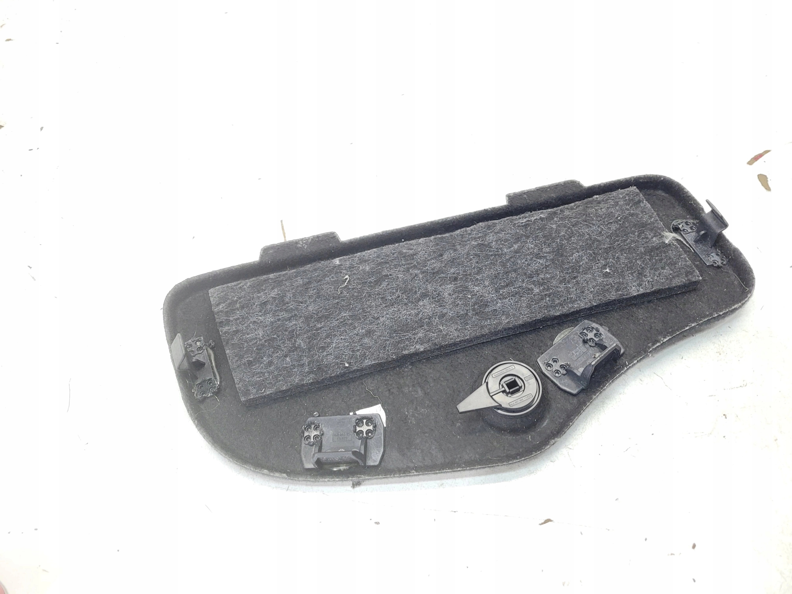 spoiler BOCZKA boot left AUDI A6 C7 sedan 4G8863991