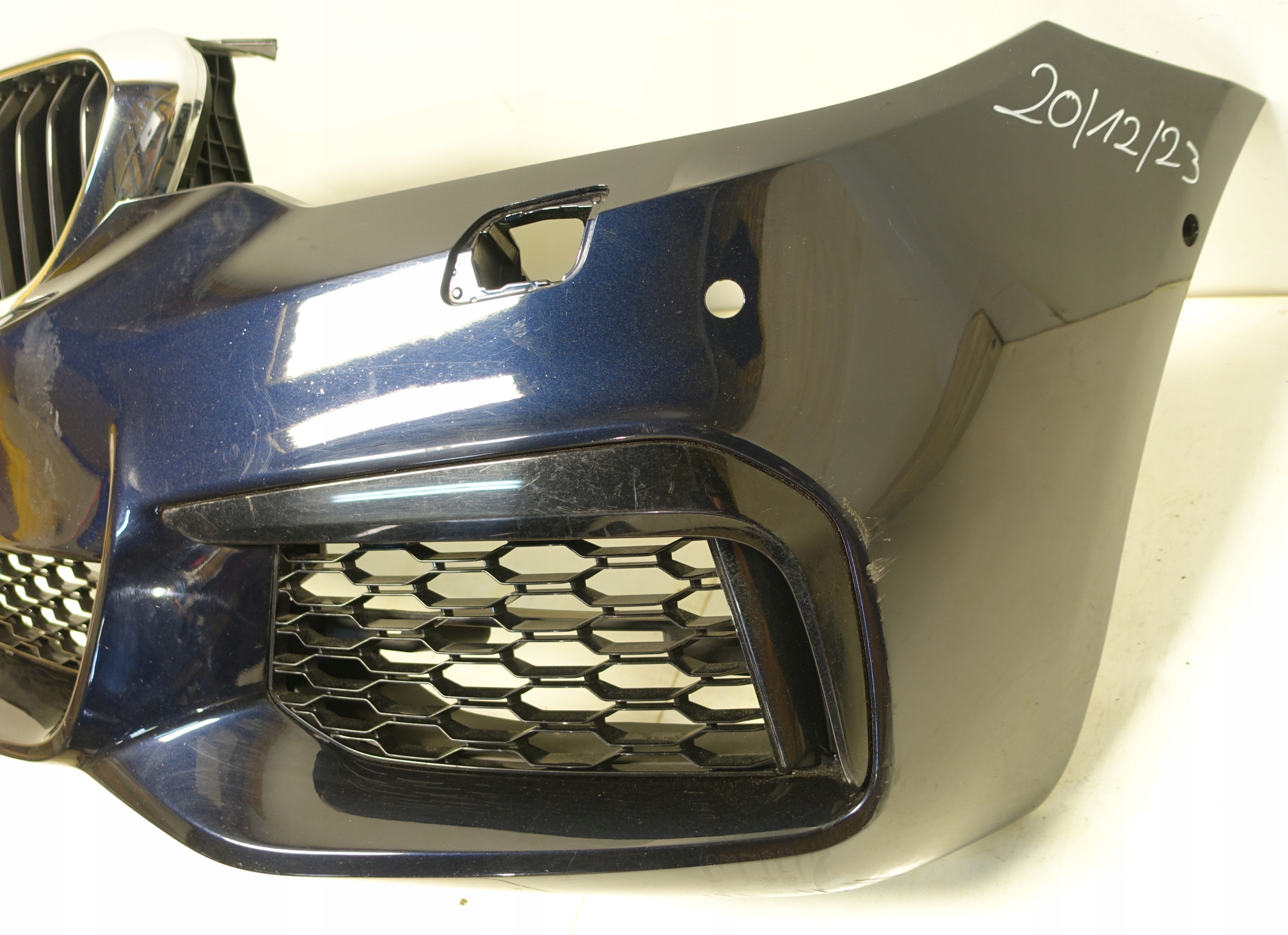 BMW 5 G30 G31 below 6 PDC 2017-2020 8064928 bumper front front