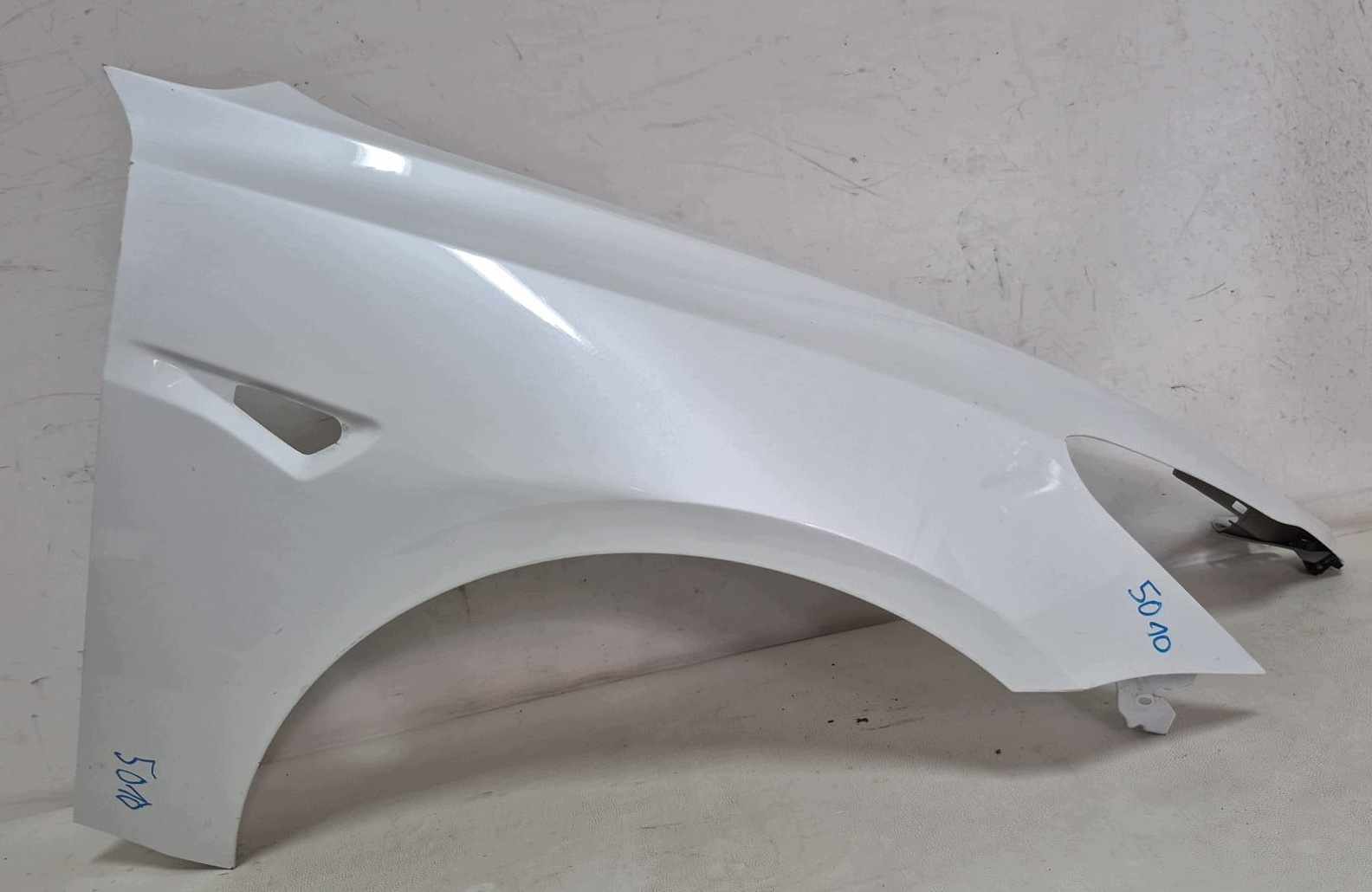 TESLA MODEL 3 17- fender right front front 1097252-00-F