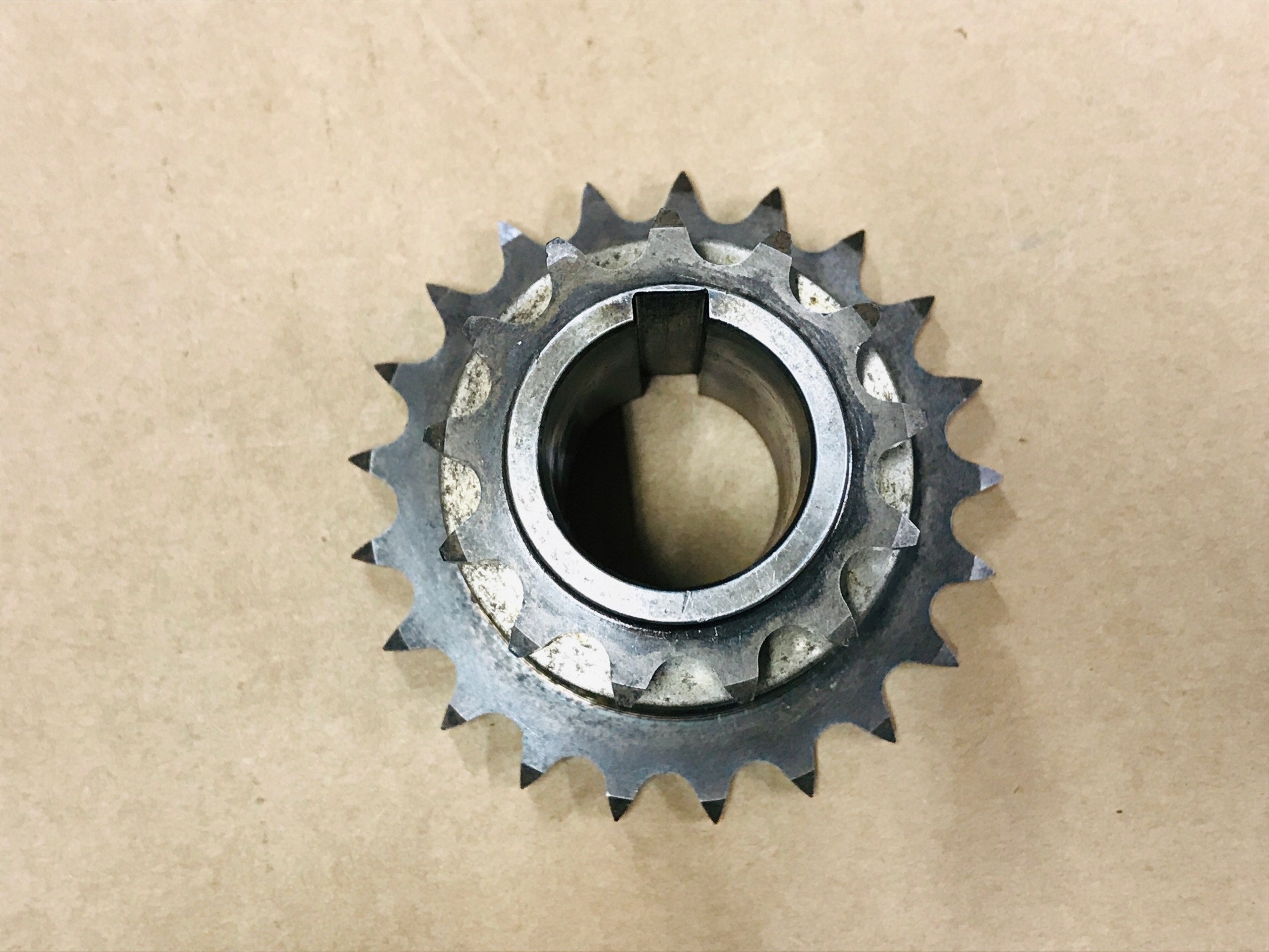 ZEBATKA KOLO PODWOJNE LANCUCHA HEDERA JOHN DEERE Part number Z12123