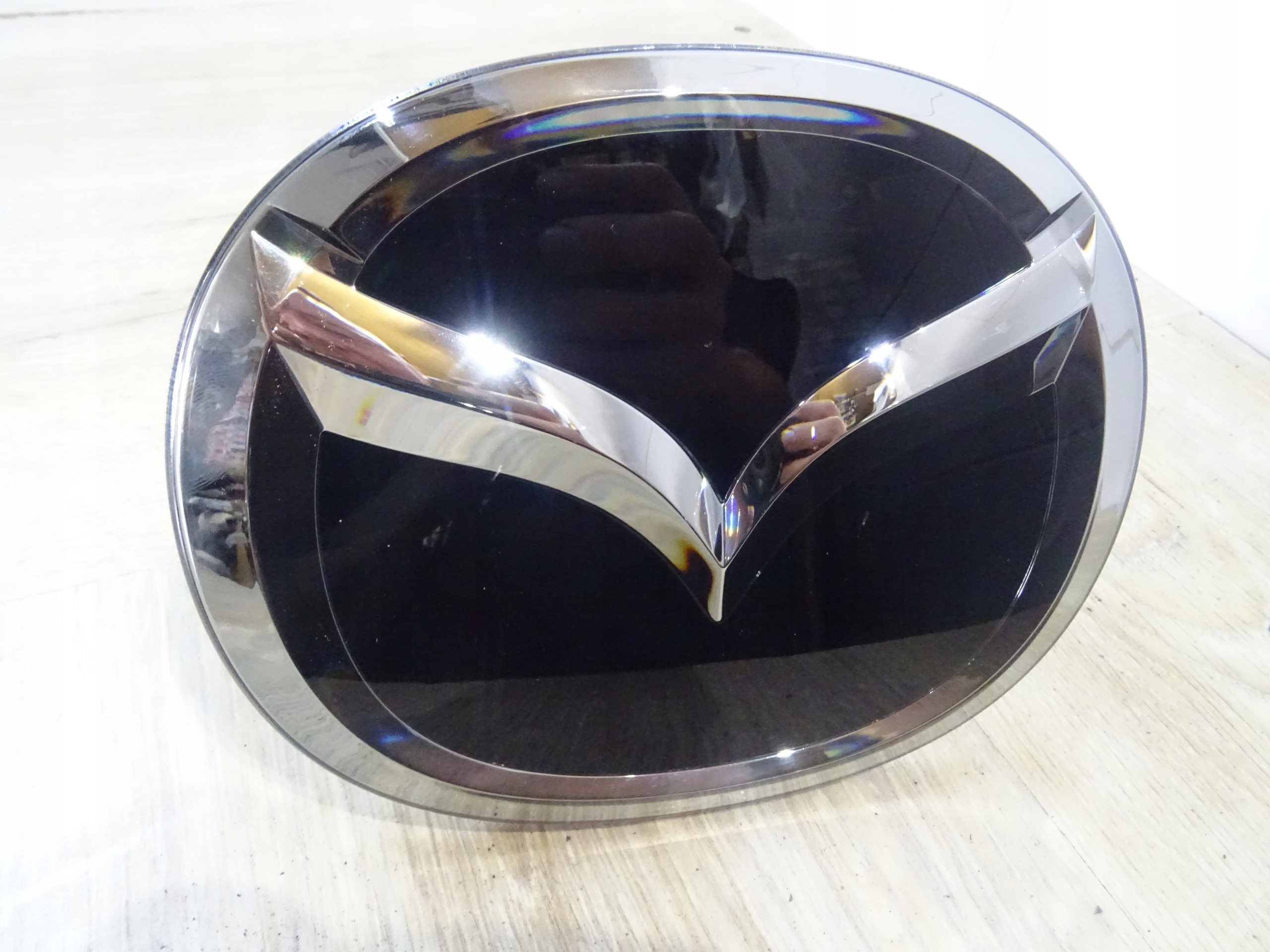 EMBLEMAT ATRAPY GRILLA RADARU MAZDA CX30 CX60 CX90 NOWY ORG KBB3-507Z0