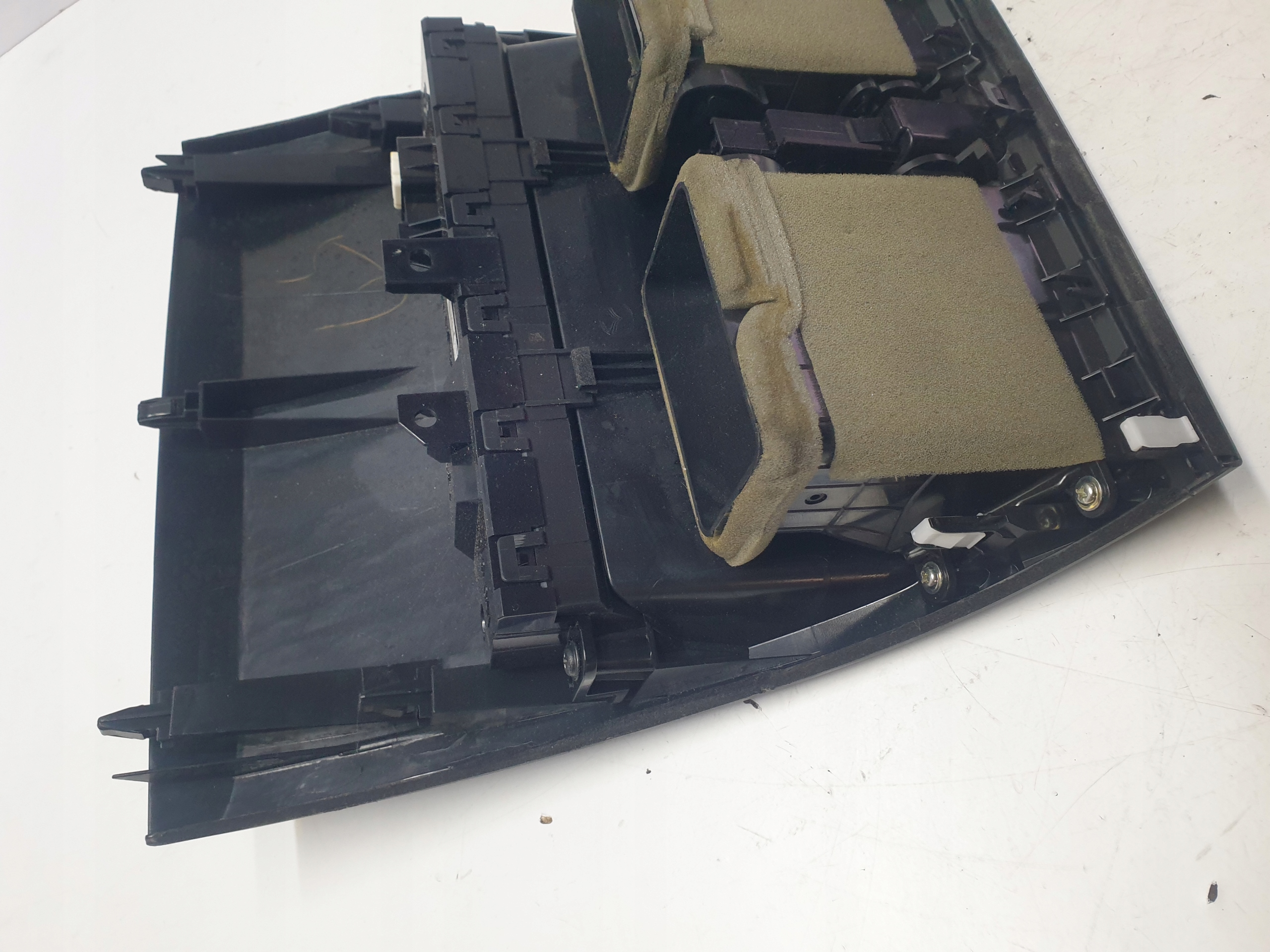 рамка решетки потока воздуха mazda 6 II GH GS1F-55311