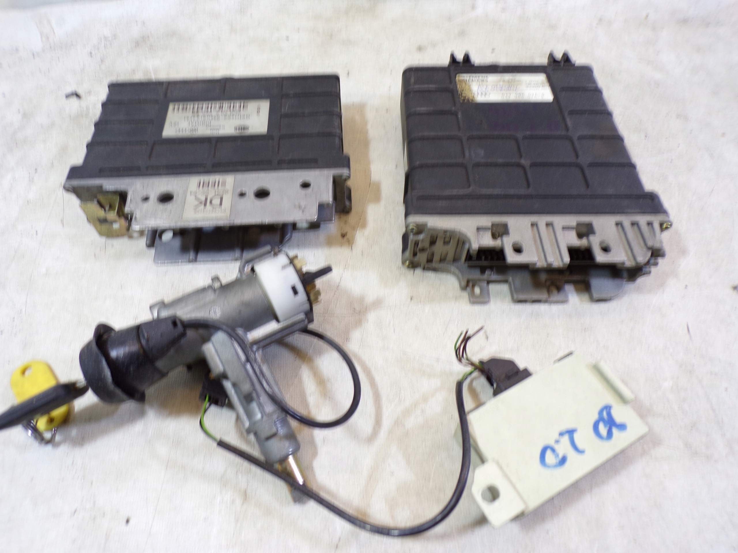 Montaggio STARTOWY AUDI A80 B4 2.0 AUTOMAT 039906024D