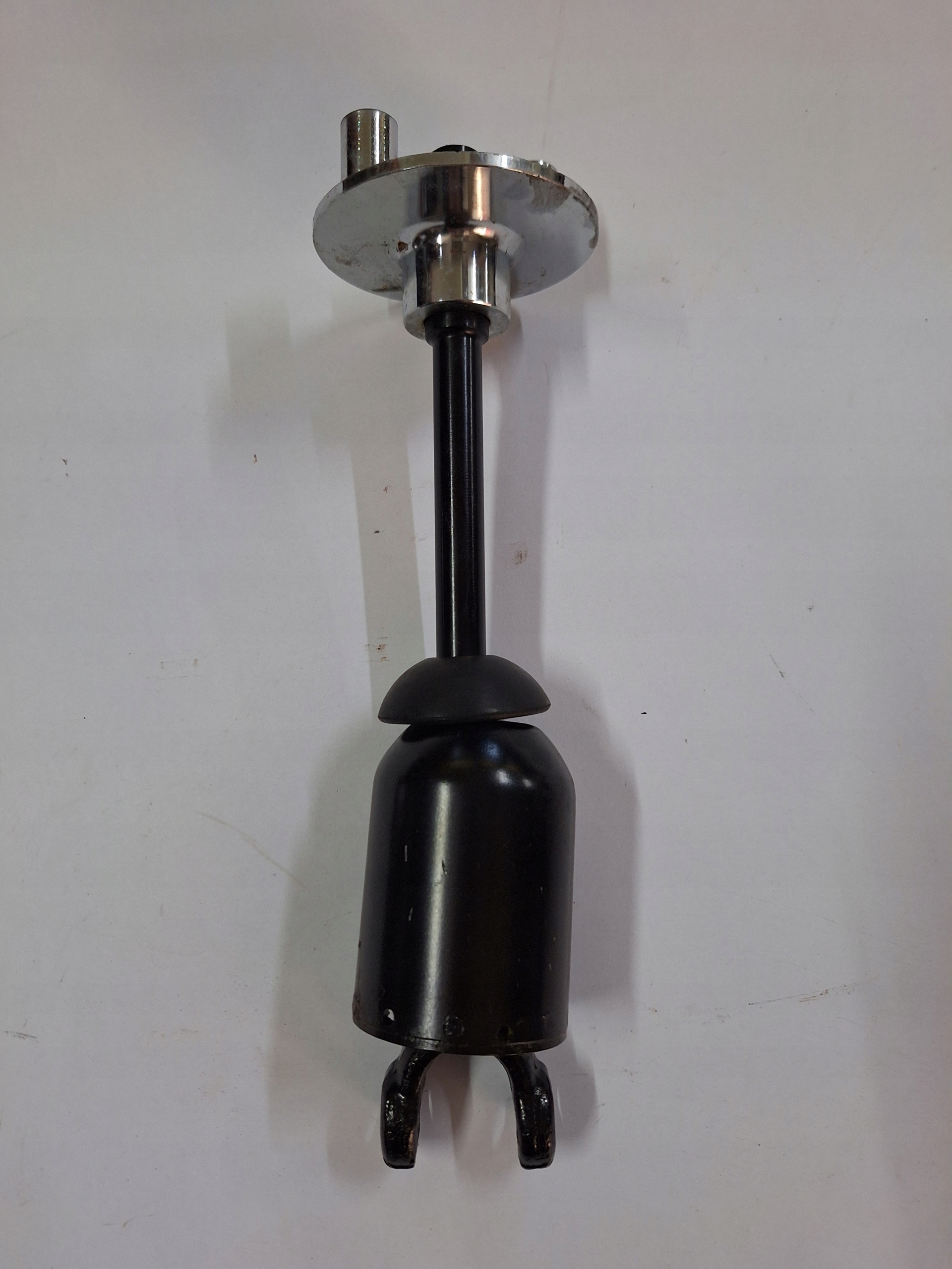 Kardanový válec černý M-72