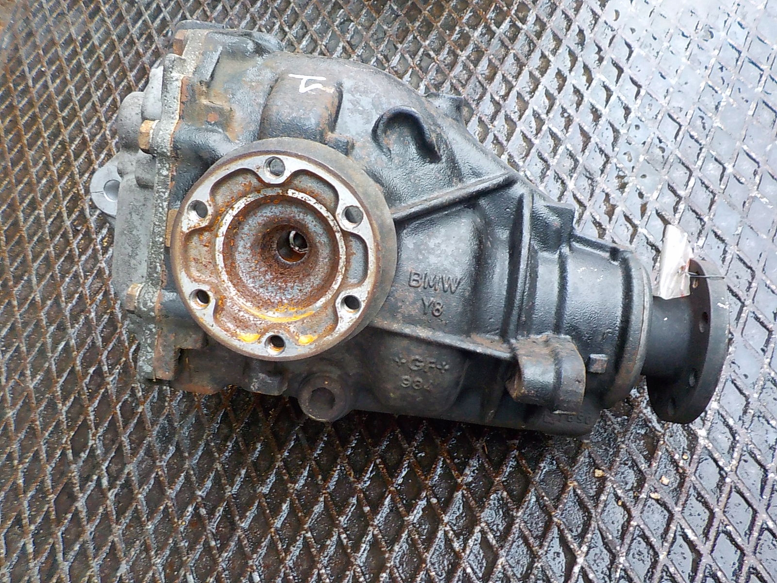 BMW X3 (E83) diff differential differential 7537721-01 3.91