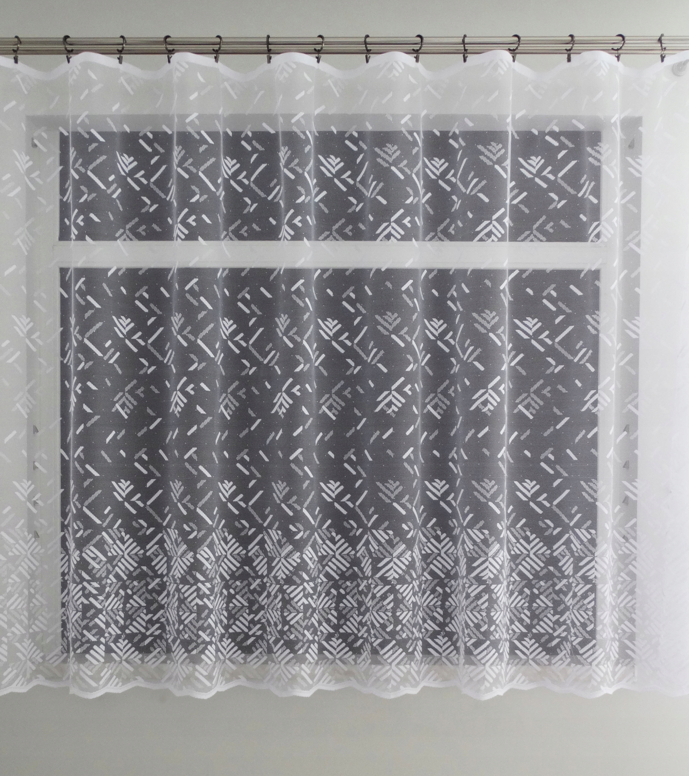 Mg Záclona 4/200 Bílá 420X140 připravená s páskou G