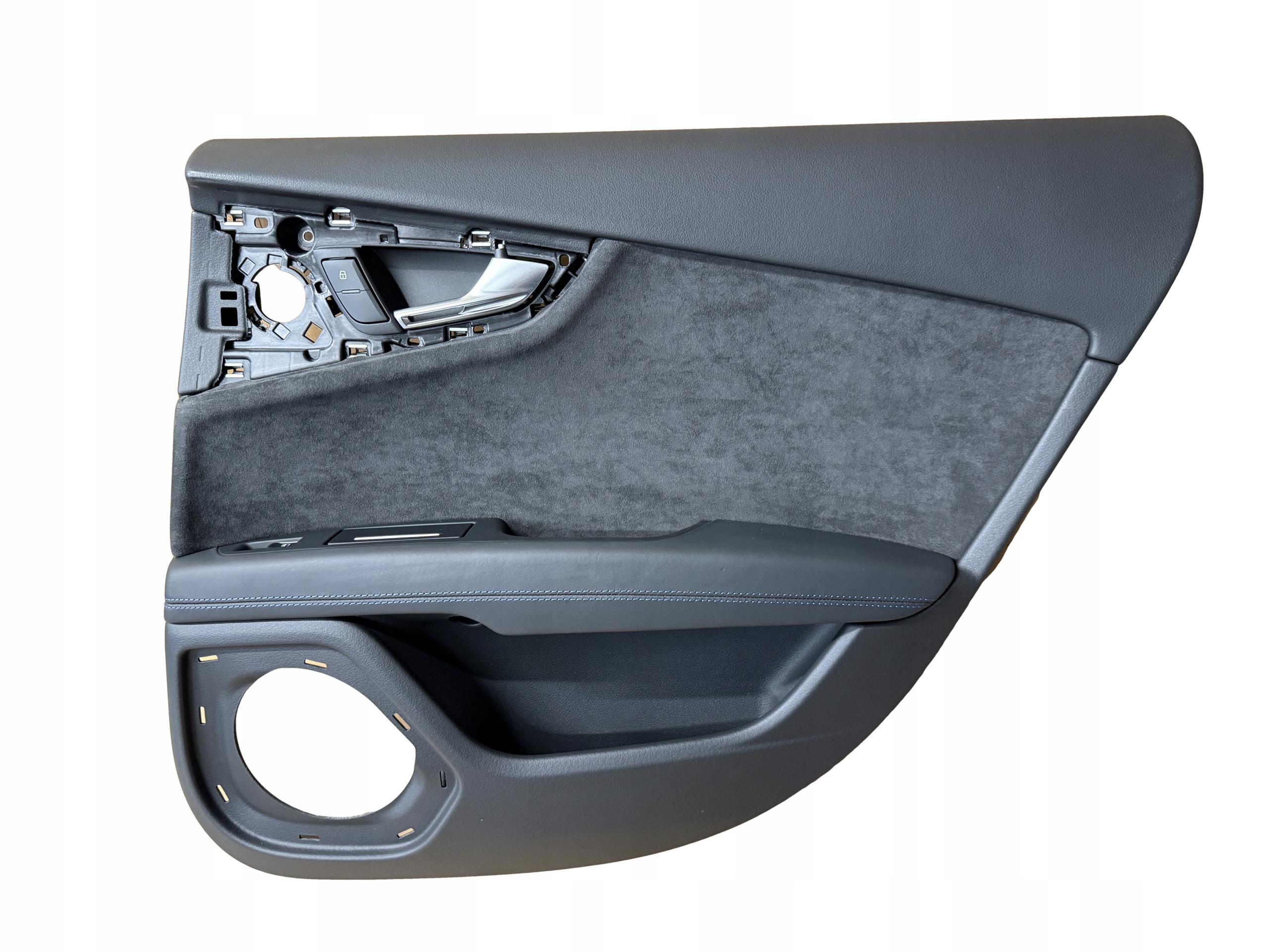 AUDI RS7 A7 4G side door right rear part