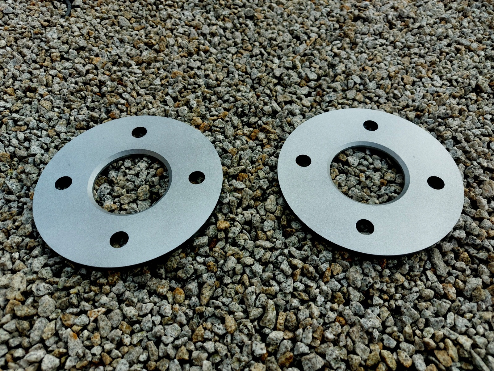 

Dystans Dystanse Fiat Lancia Alfa Romeo 4x98 5MM