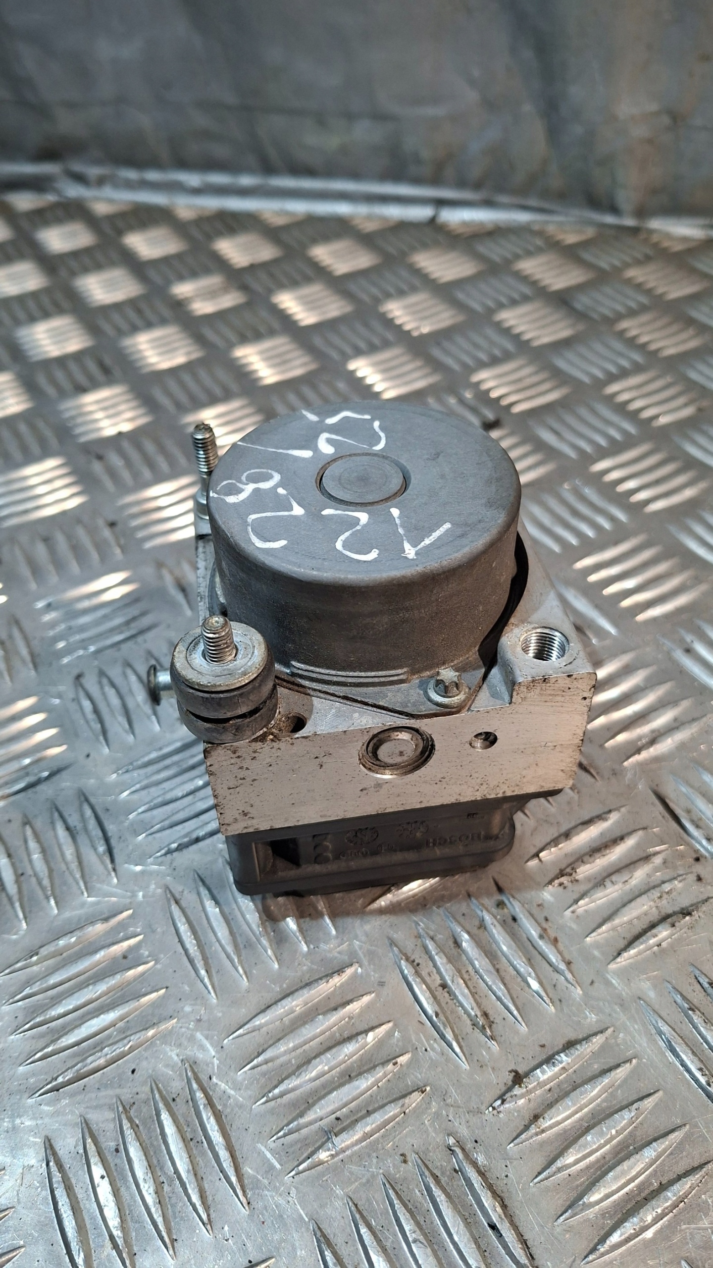 pump ABS RENAULT CLIO III 1.6