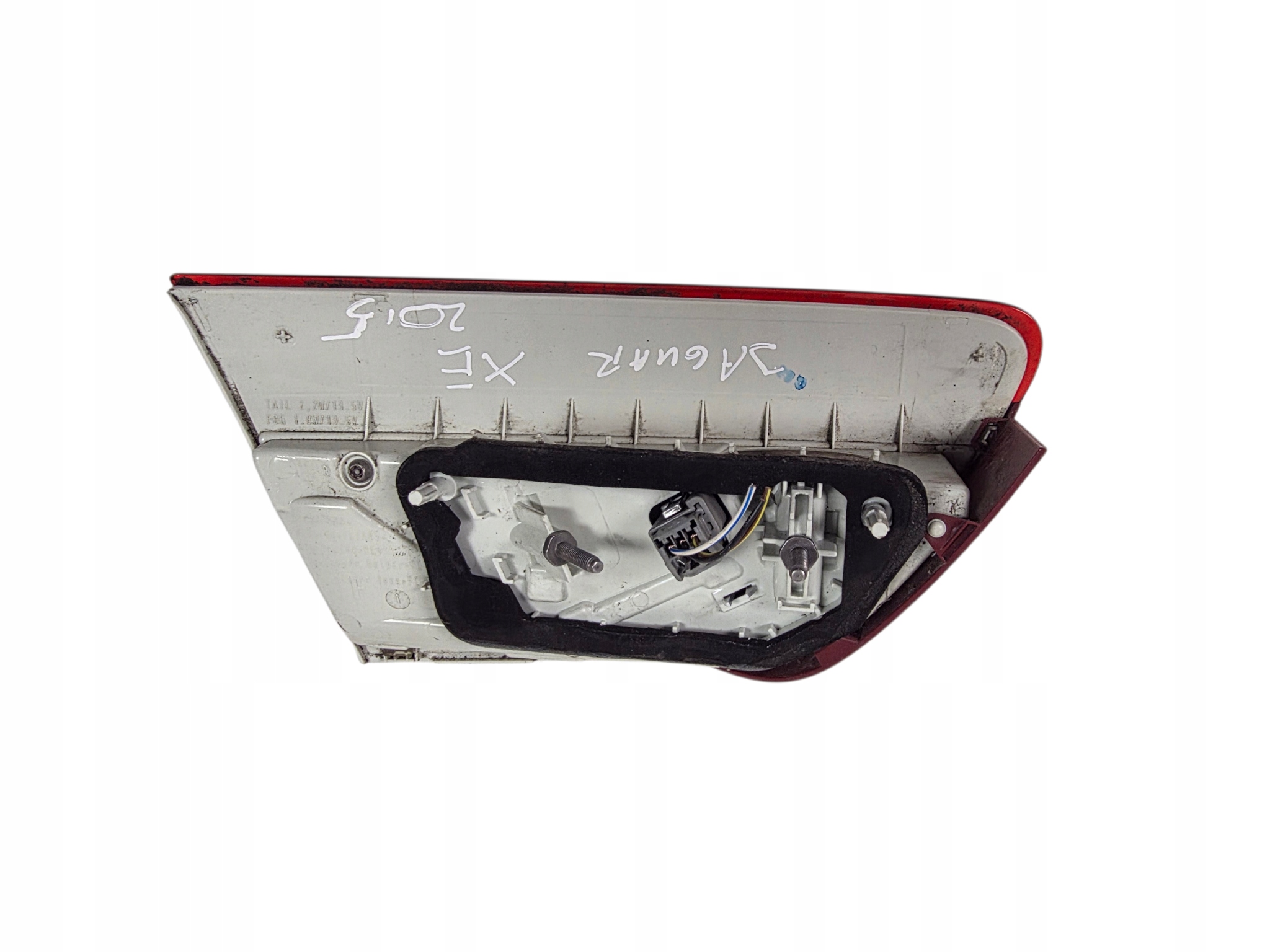 JAGUAR XE 2015 light right rear to the bonnet ORG. LADNA