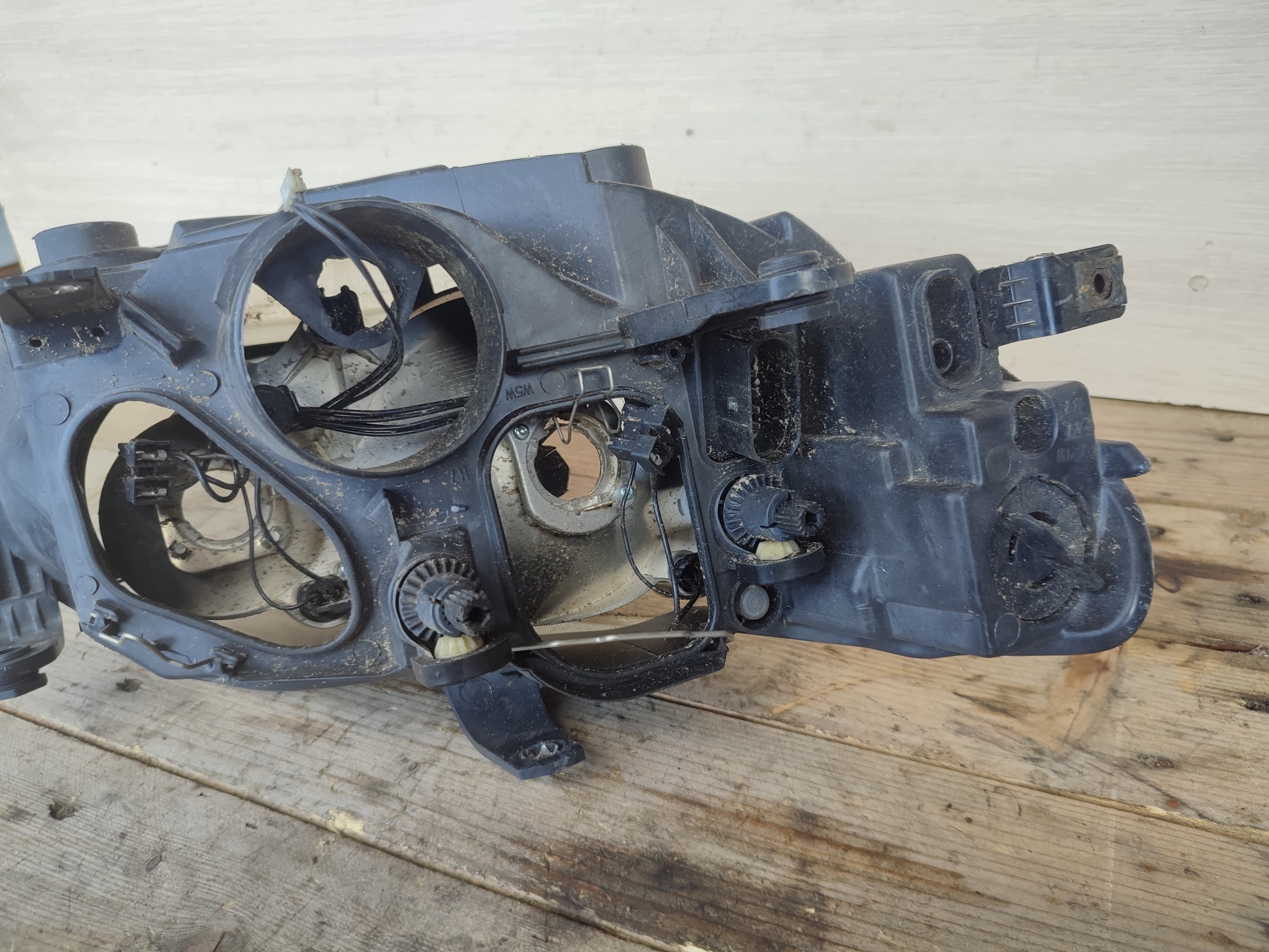 SEAT IBIZA IV 08-12 front left 6J1941005D