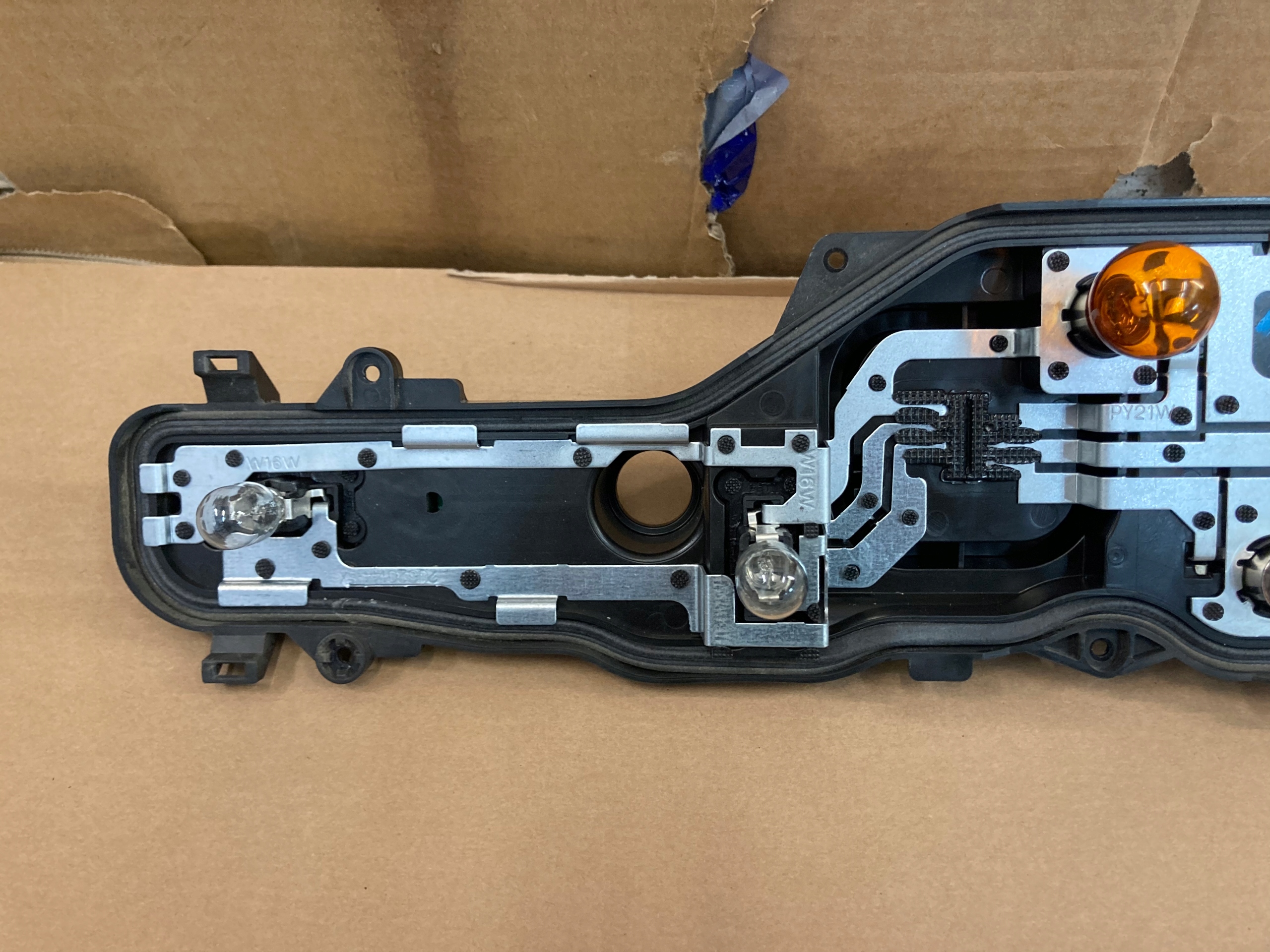 DUCATO BOXER JUMPER LIFT 14- light housing rear part left