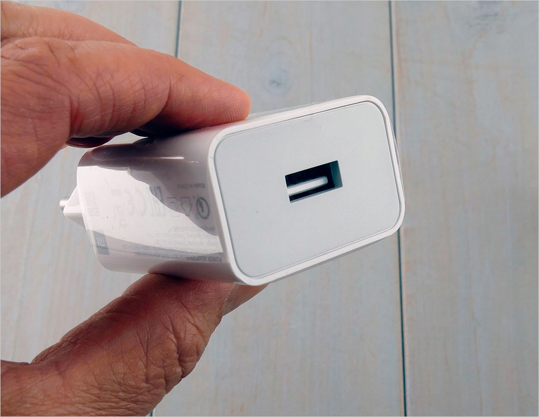 ORYGINAŁ Ładowarka zasilacz do Xiaomi Redmi 9C NFC Prąd wyjściowy 3000 mA