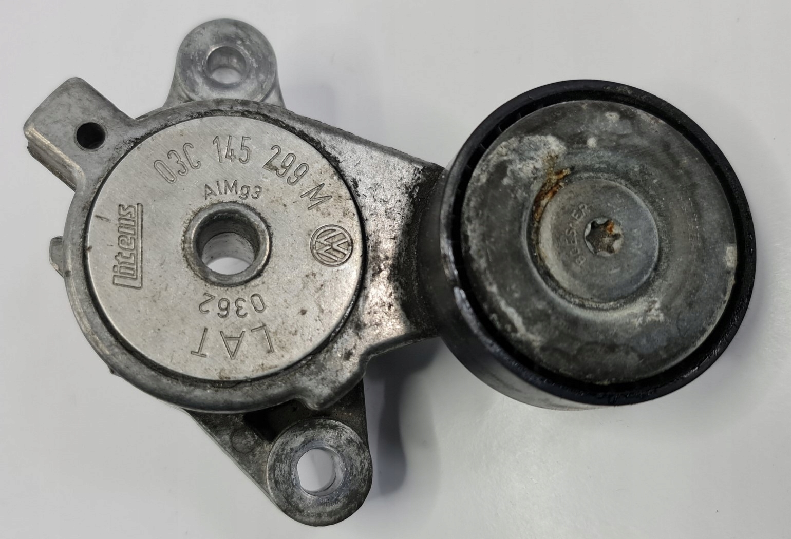 натяжитель приводного ремня фольксваген. 03c145299m. натяжитель ремня 1. 4 tsi. 1j0145299.