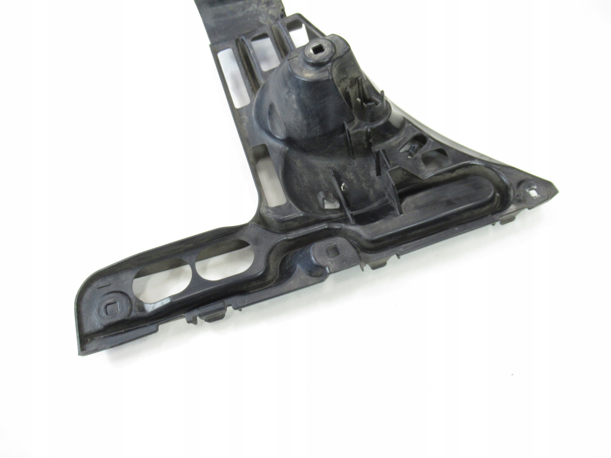 console bumper bracket right rear part BMW e63 e64