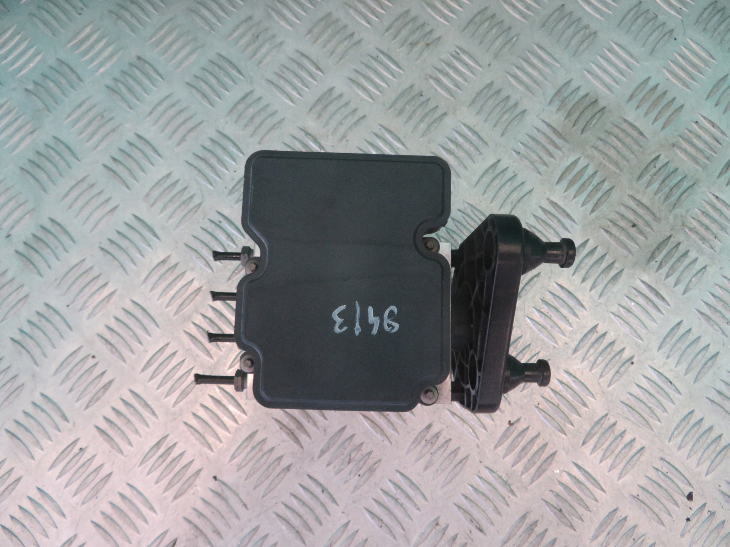 pump ABS MERCEDES SPRINTER 22R A9079009505