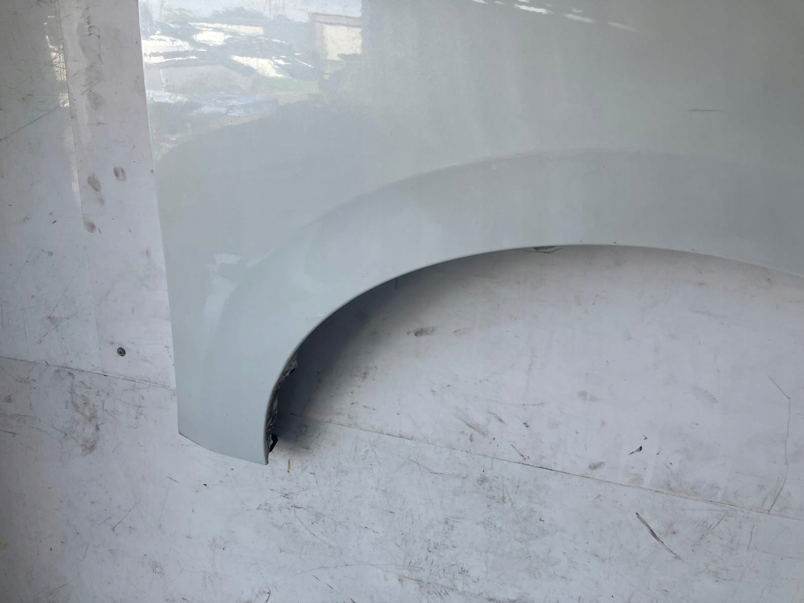 fender right front NISSAN MICRA K14 TEQNC PERLA