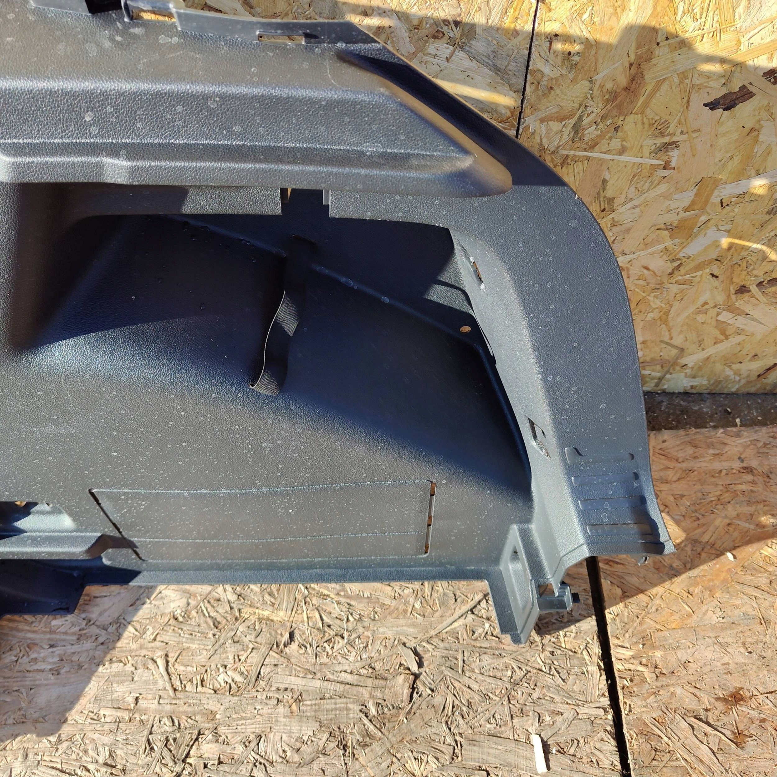 boot upholstery rear part side right Skoda Fabia Mk4 (6VA) 6va867428a
