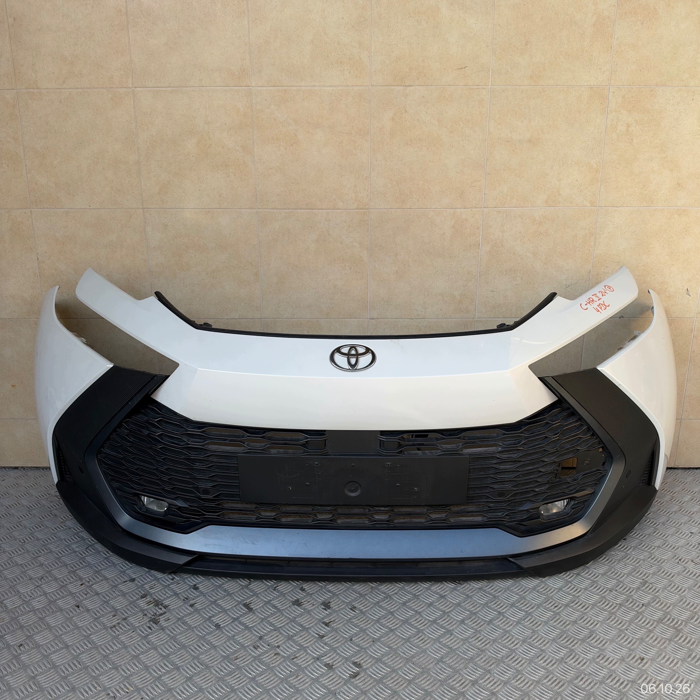 front bumper complete TOYOTA C-HR II 2024 year 4 PDC