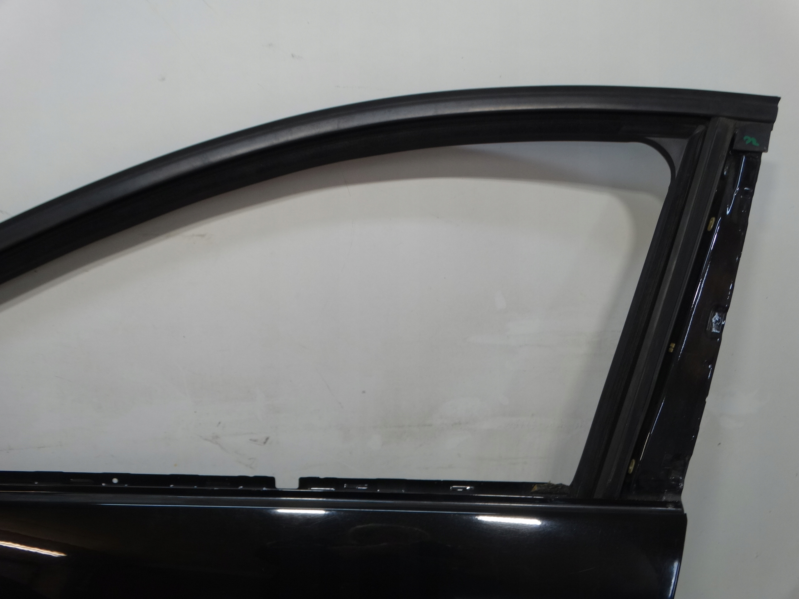 door left front RENAULT MEGANE III HB LAKIER : 90UM