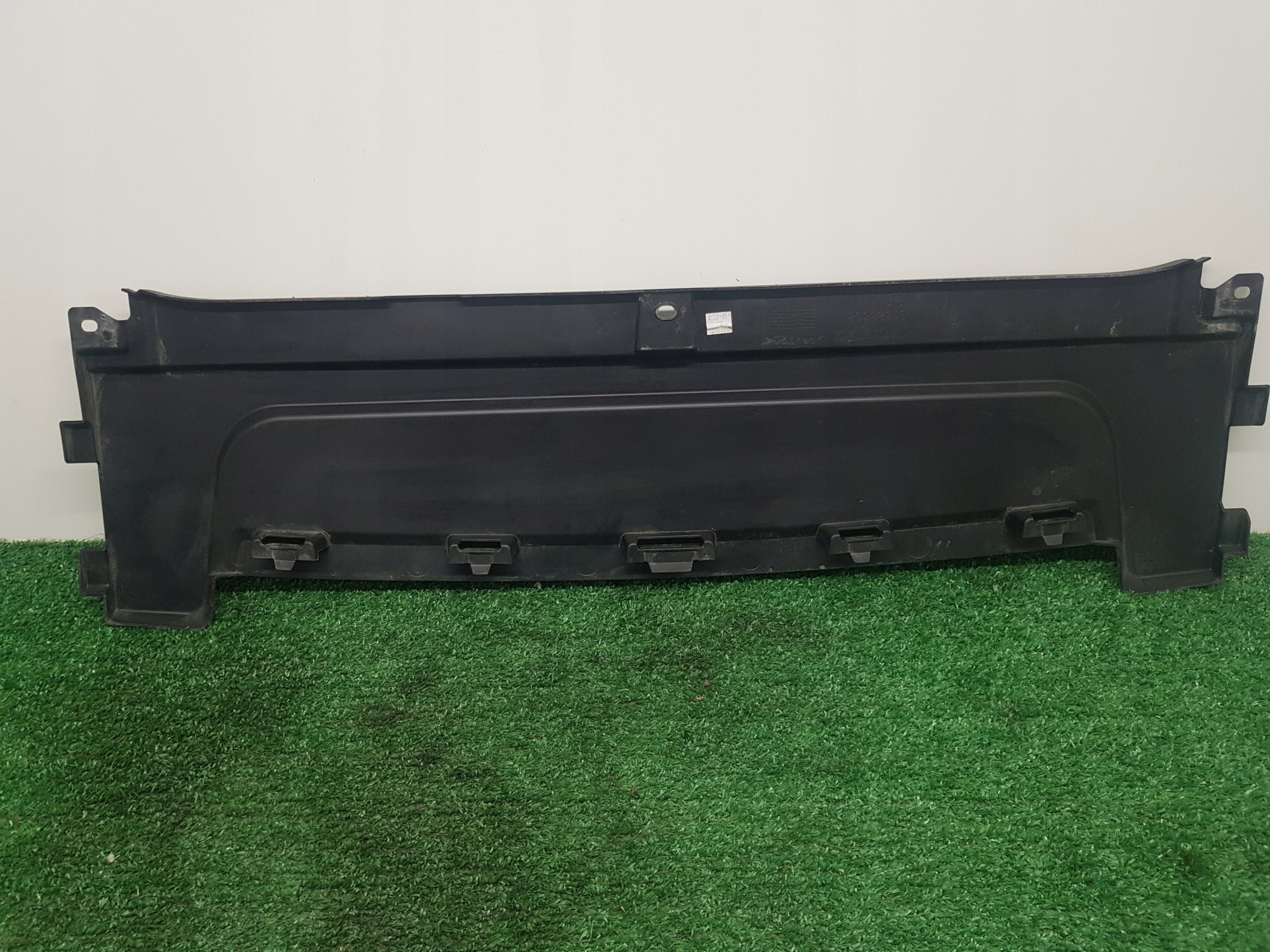 kryt stěny předního VOLVO XC90 II 2019 31383508