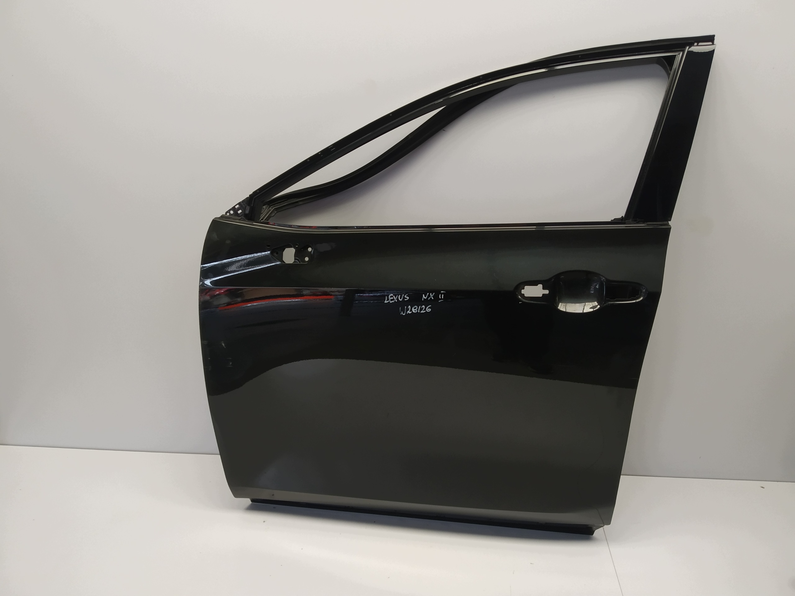 2021r + Lexus NX II door front left front original black,