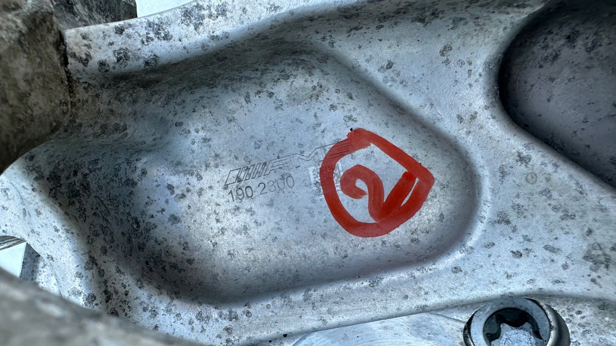 MERCEDES AMG GT C s r 190 поворотный кулак, цапфа задний правый A1903505201