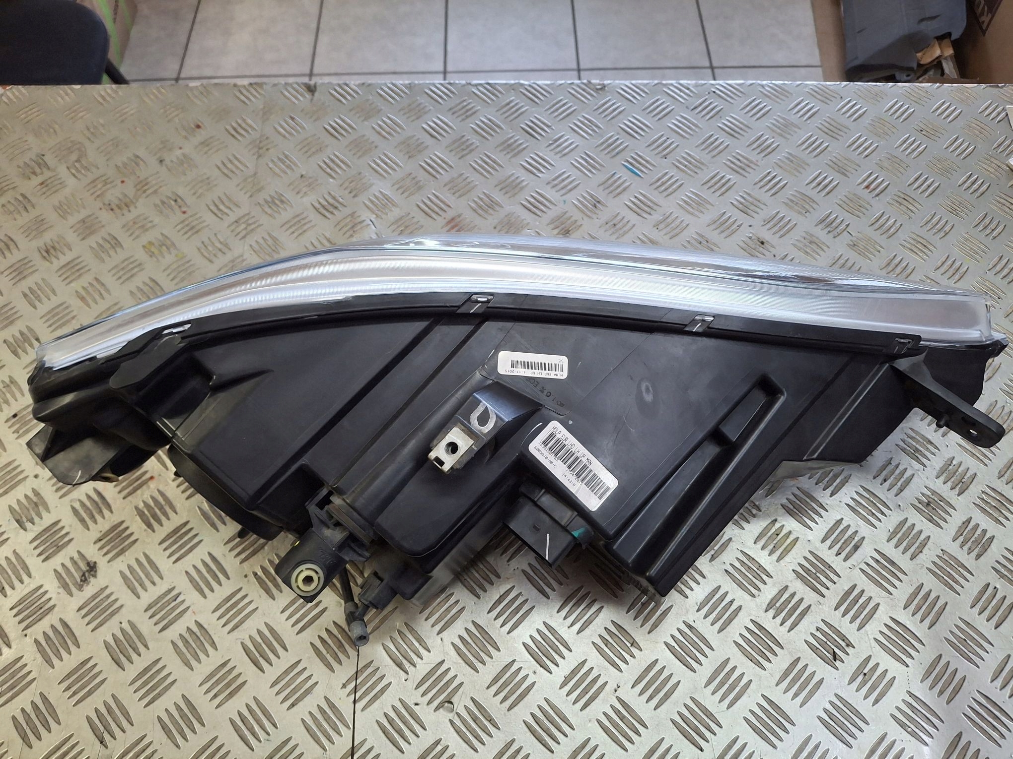 light left front BI-XENON TESLA S 2012R->2016R