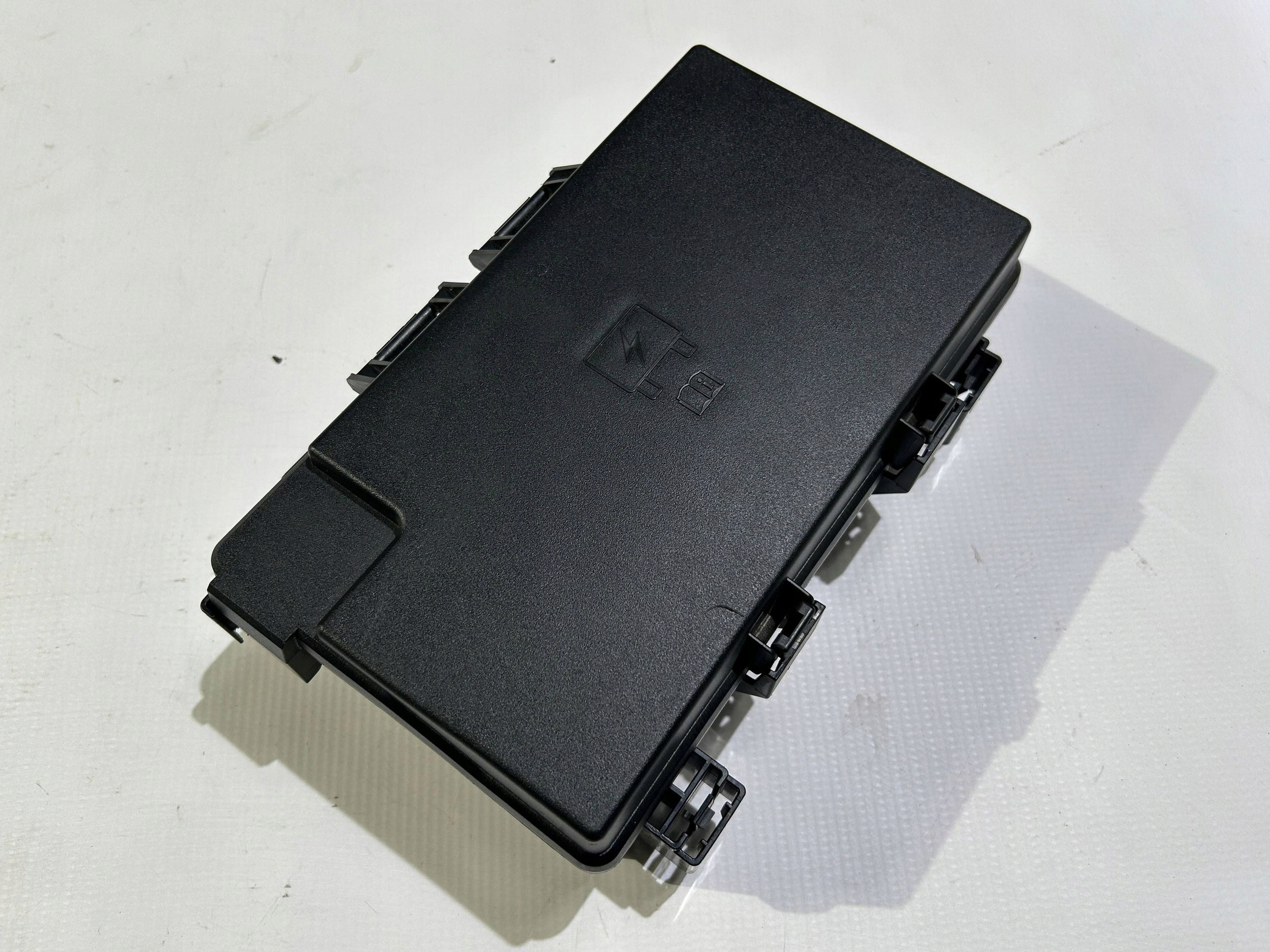Module fusibles bazpieczniki komplet Dodge Durango 2016
