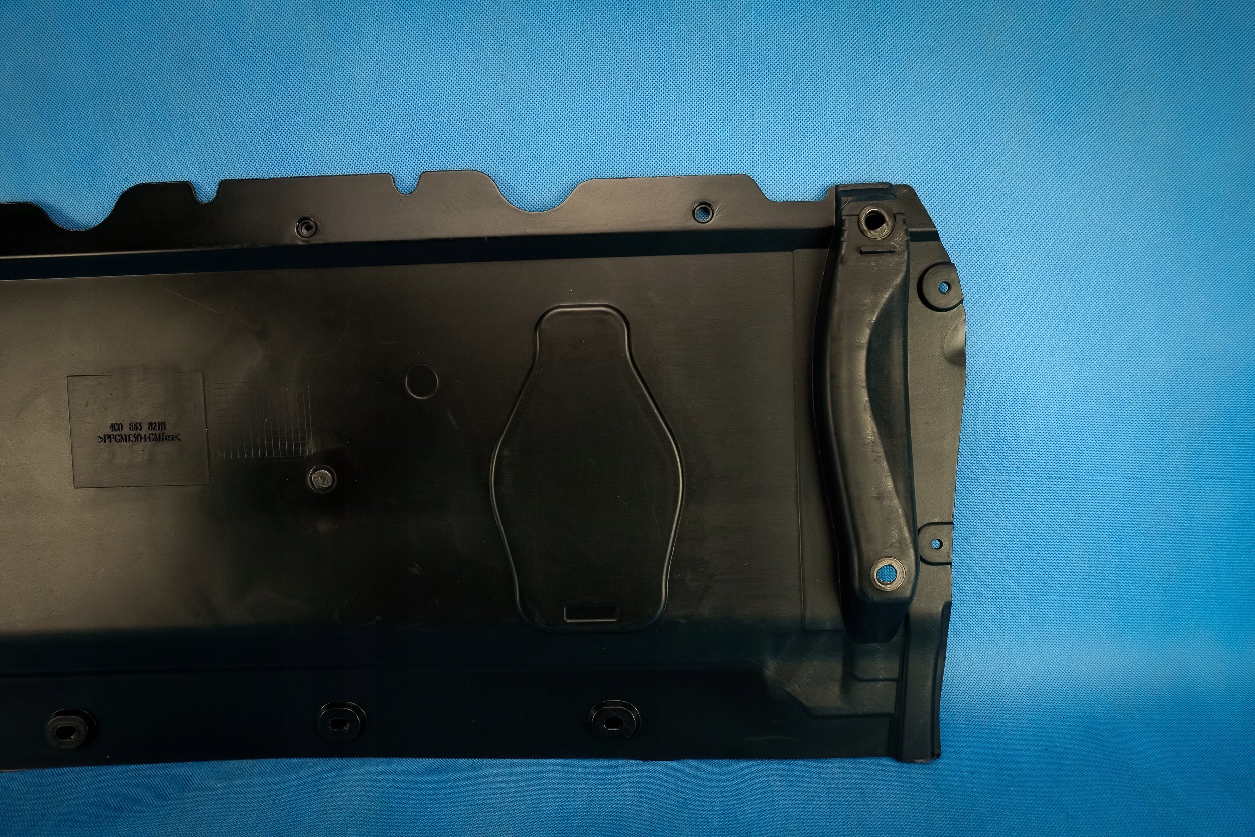 Osłona pod silnik silnika Audi A6 4G A7 4G8 2010-2017 Producent części Inny