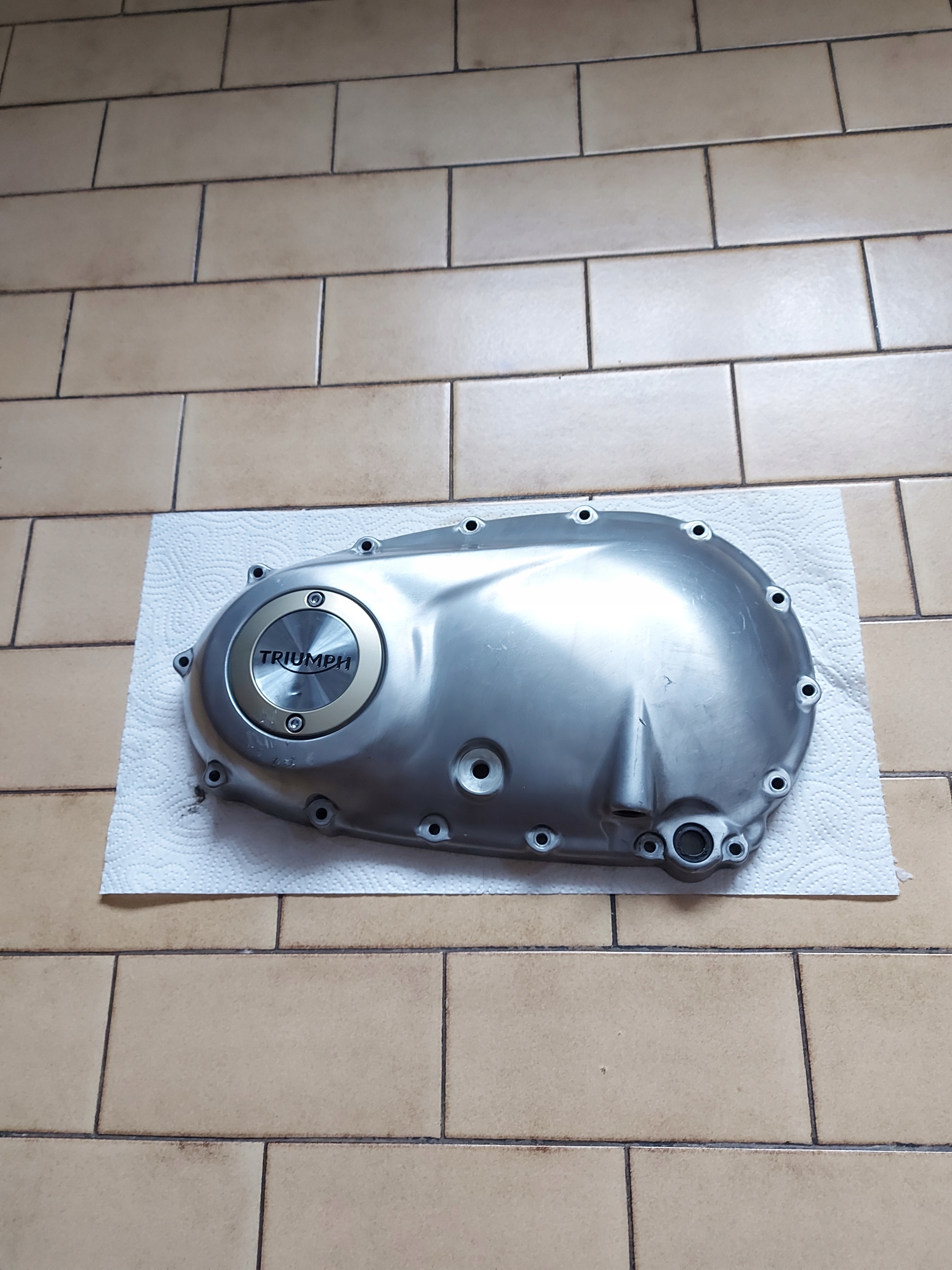 Triumph Bonneville Truxton обложка