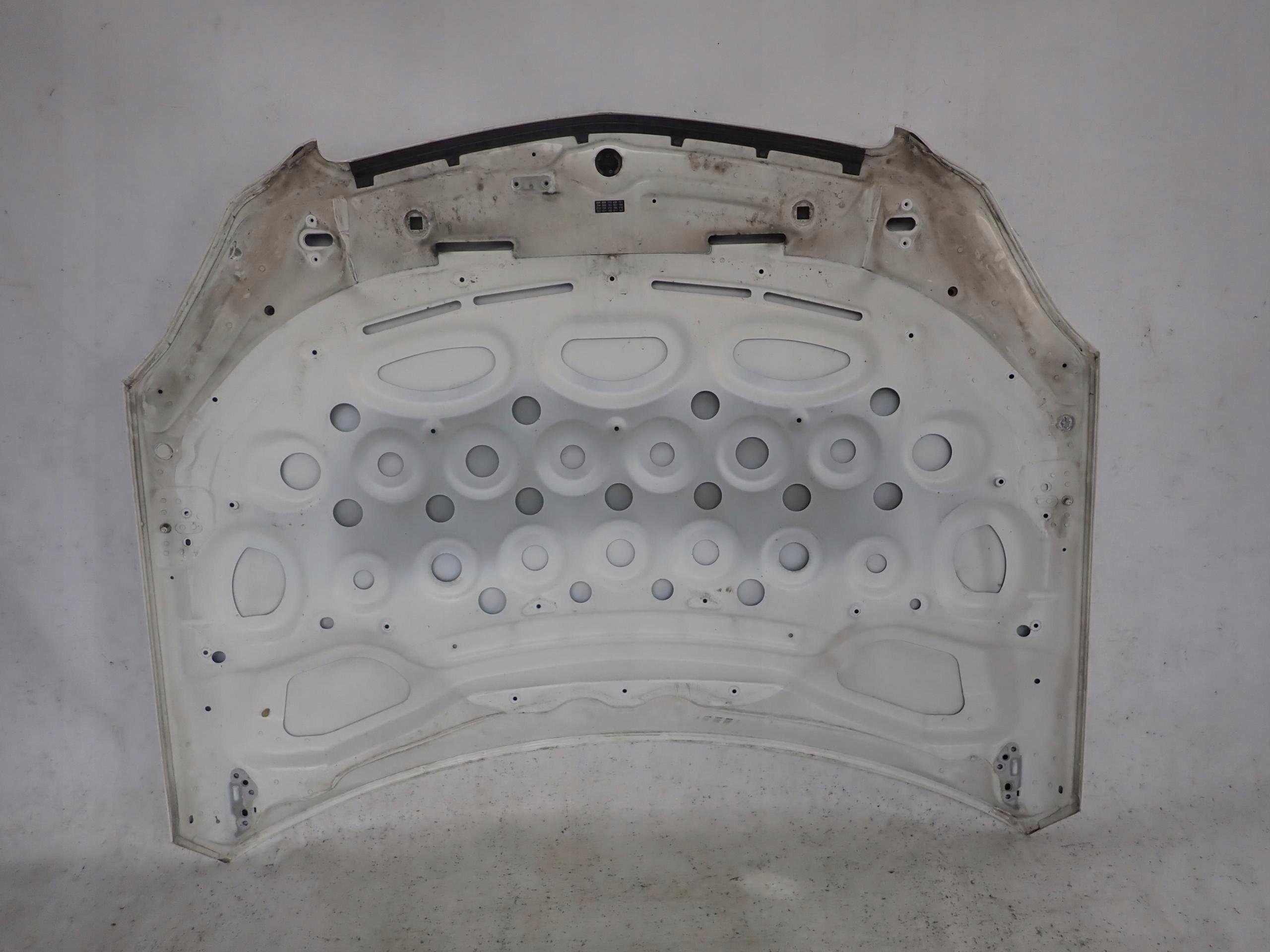 MERCEDES C-KLASA W204 LIFT 11-14 Cofano