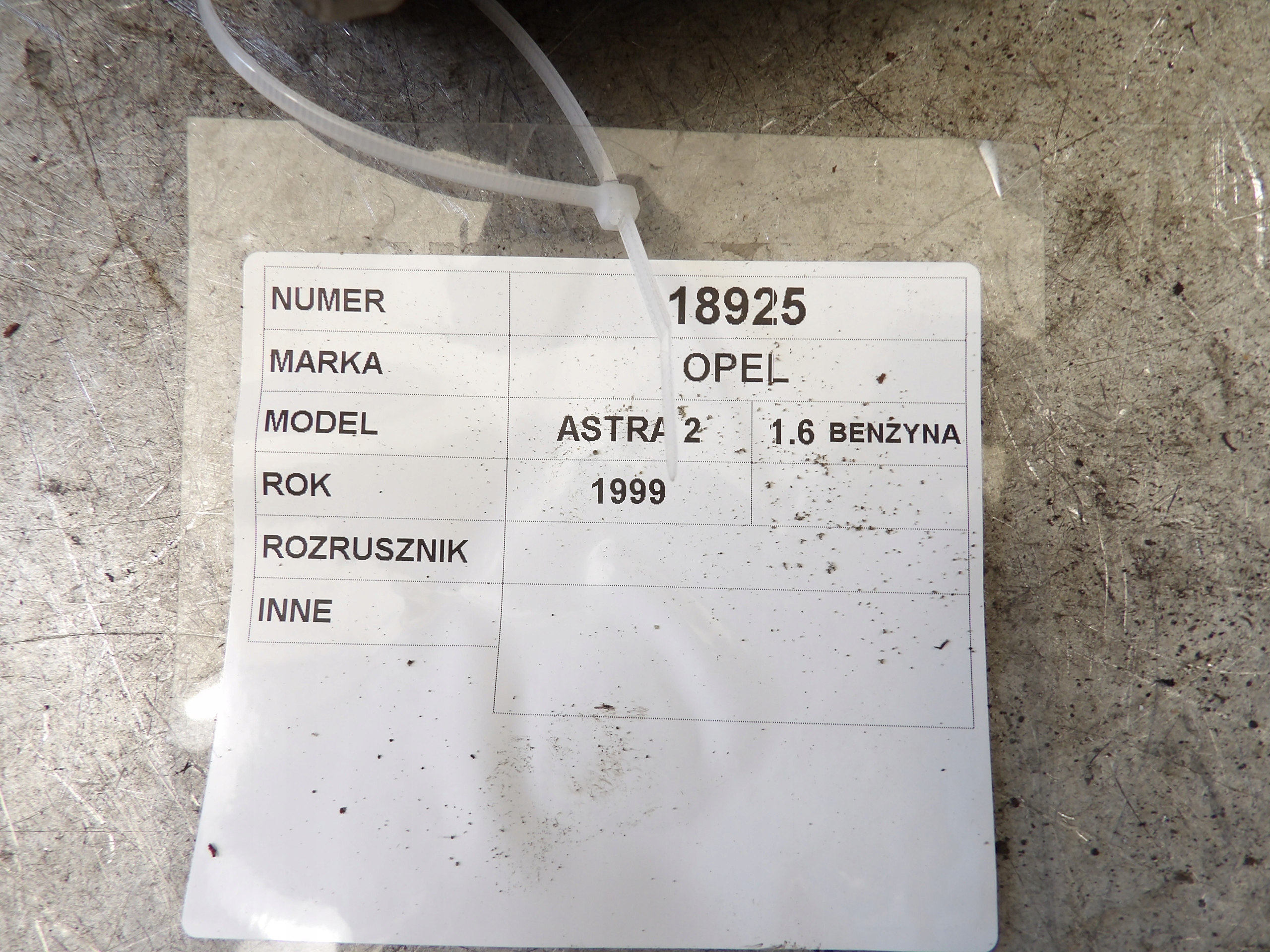Opel Astra G II starter 90341777 D6RA62