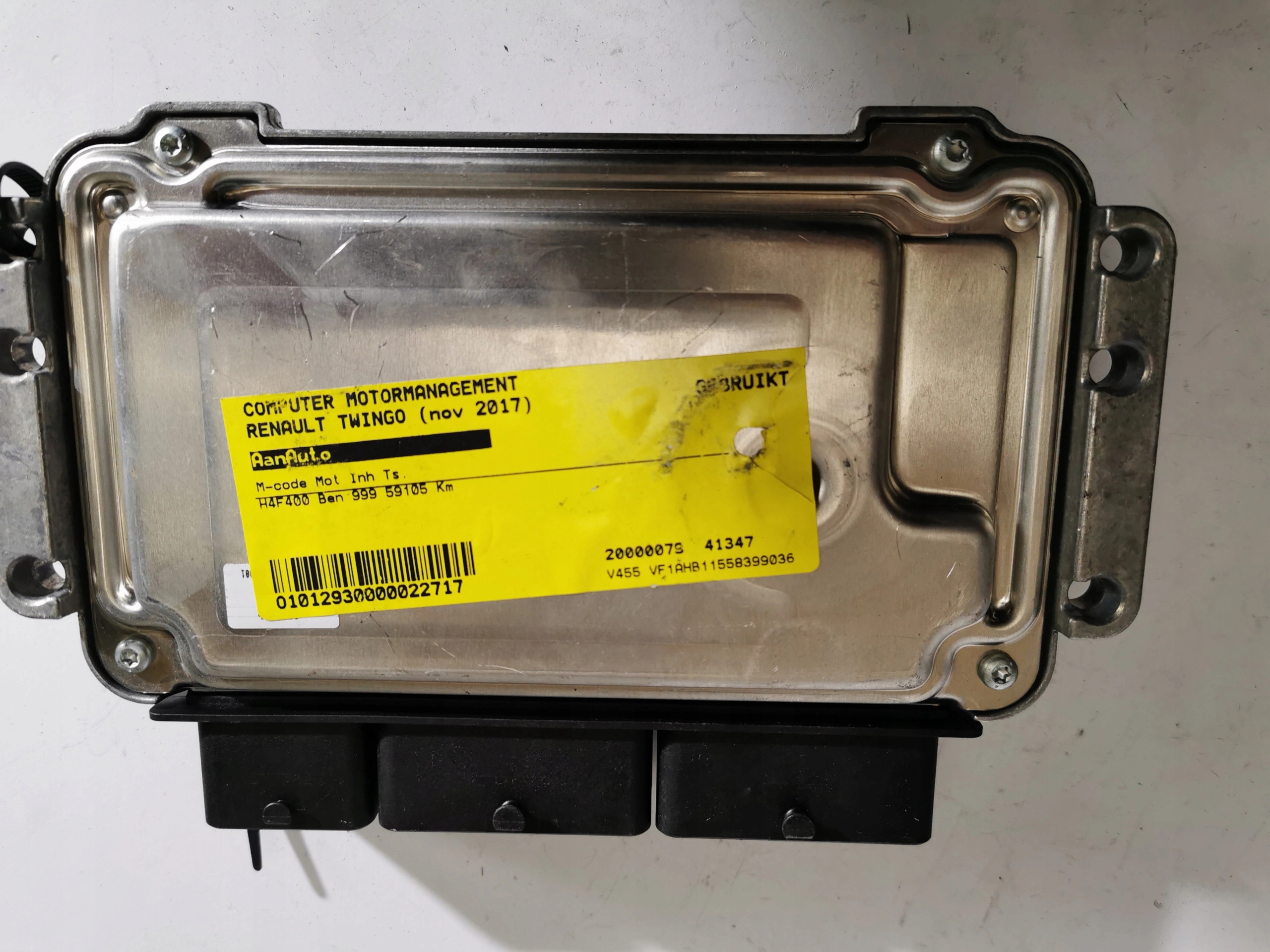 RENAULT TWINGO 1.0B 0261S17833 237105748R computer