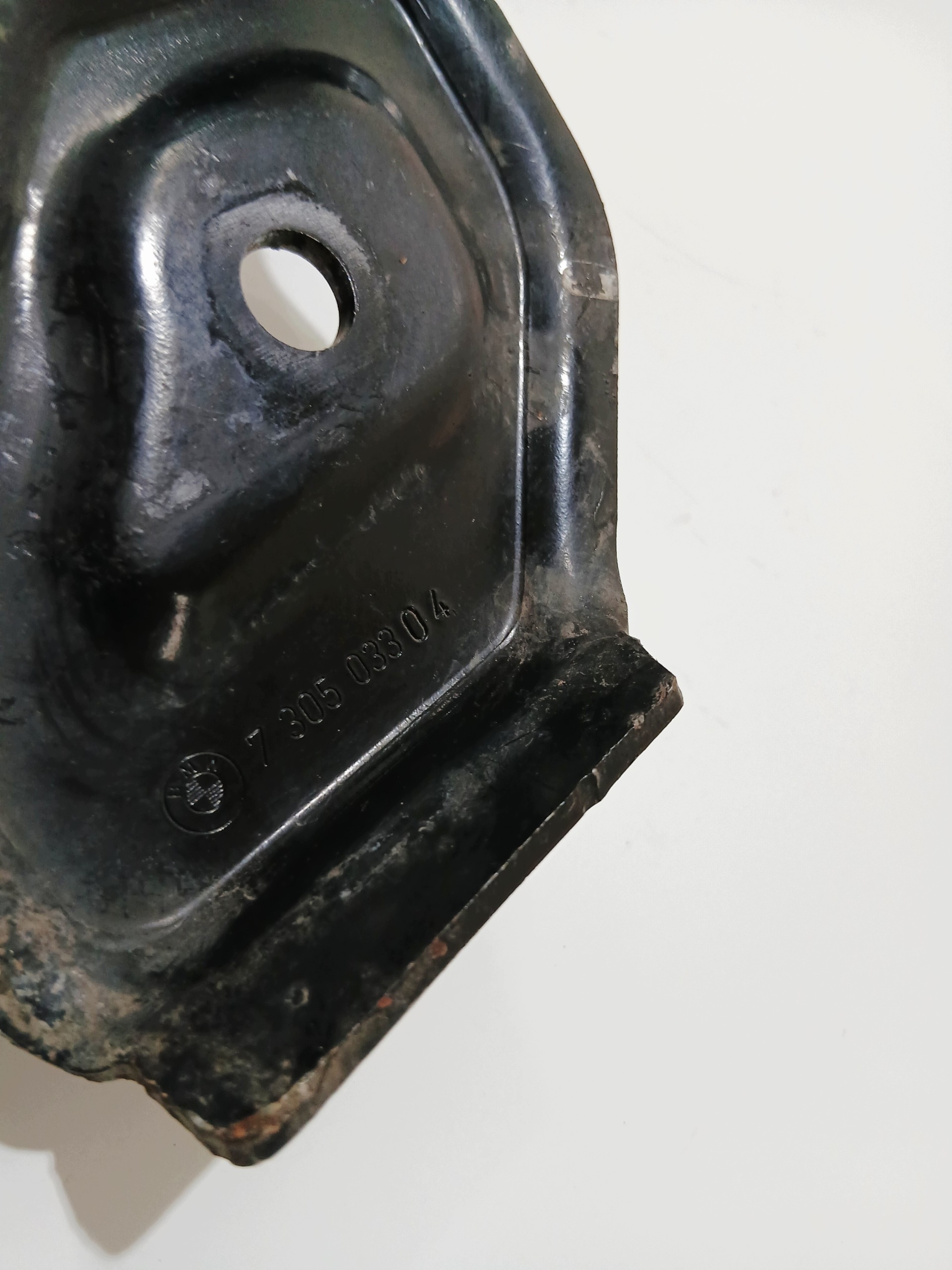 cover ADAPTERA left BMW E88 OE 7305033