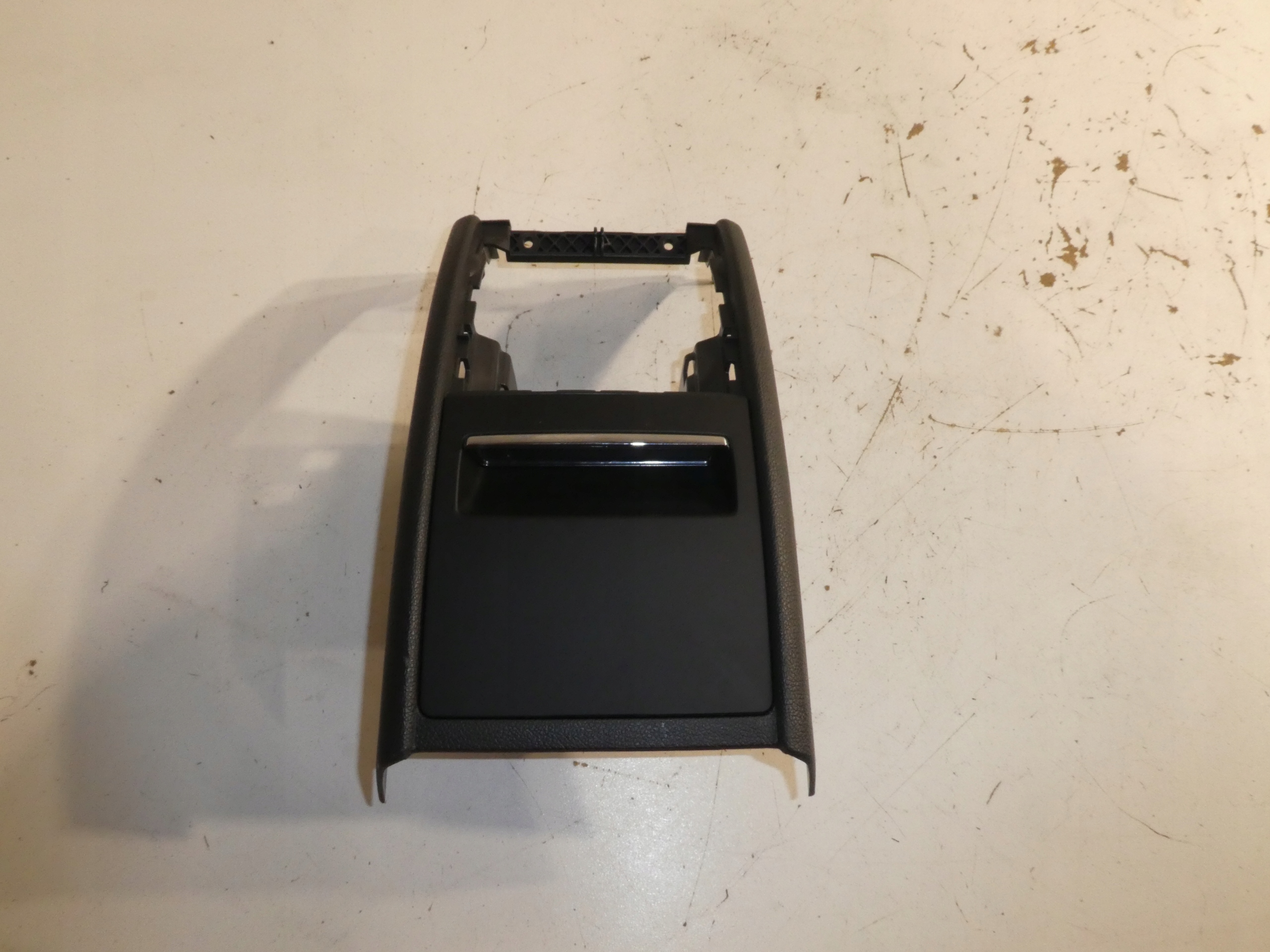 passenger compartment TUNELU SKODA SUPERB II 3T0857961B