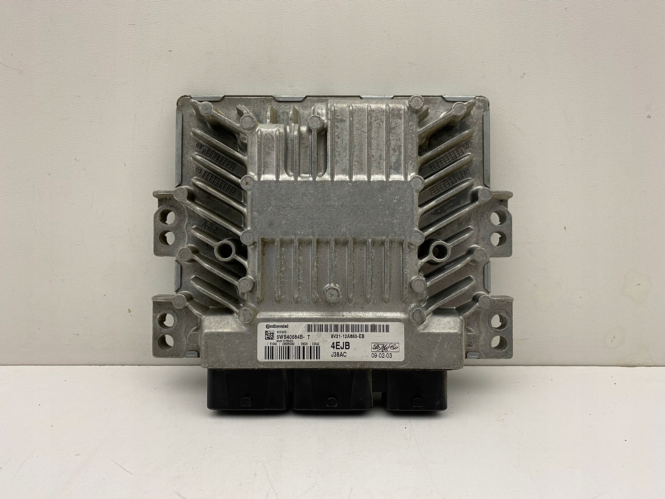 FORD FIESTA MK7 KOMPUTER SILNIKA 8V21-12A650-EB