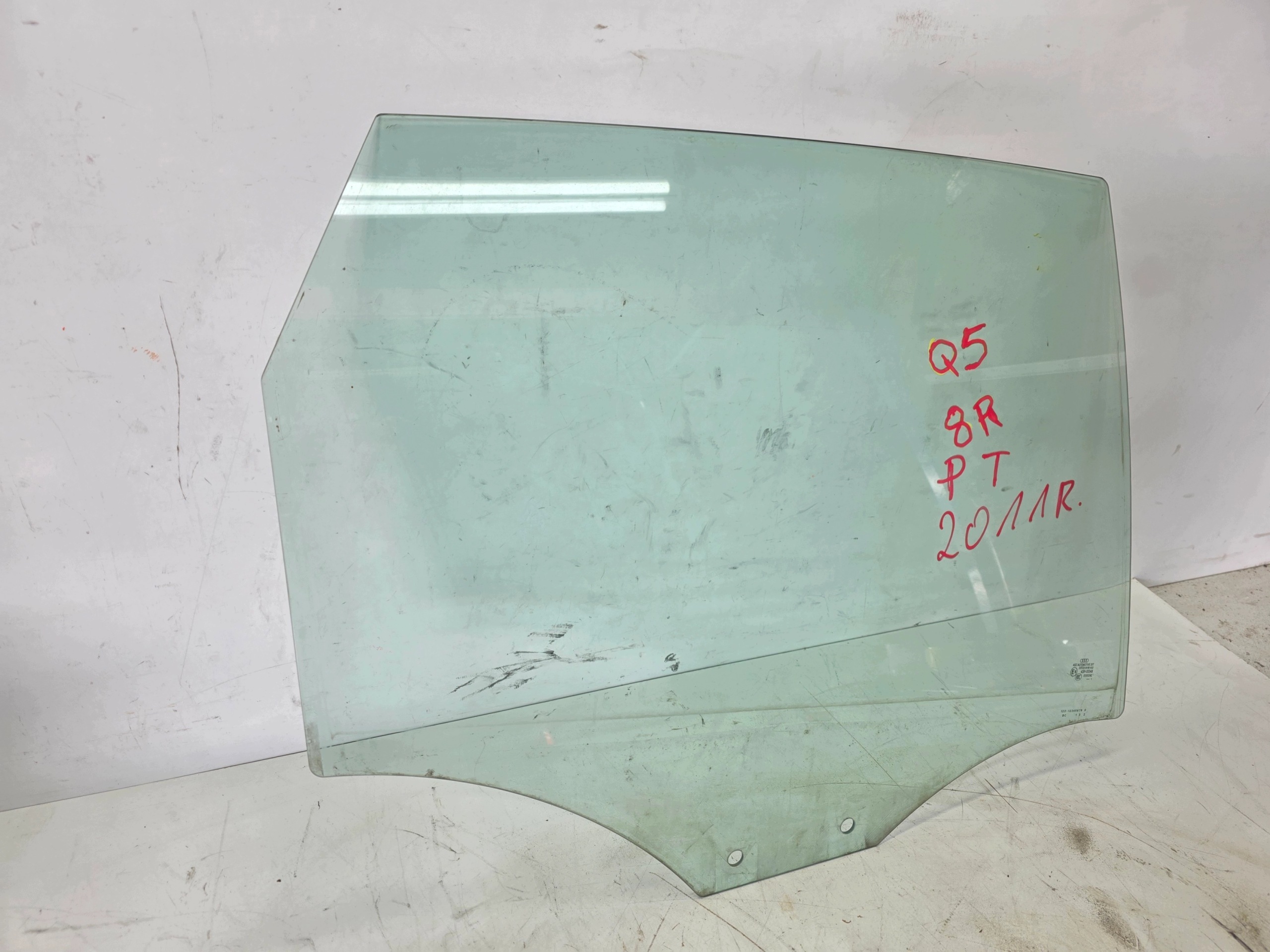 window side door right rear part AUDI Q5 8R 2011 year original