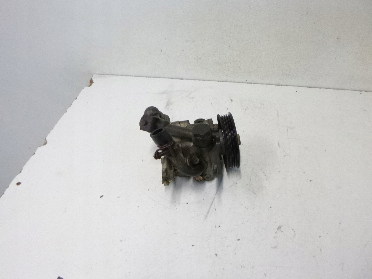 servo pump Nissan Micra K11 1.0