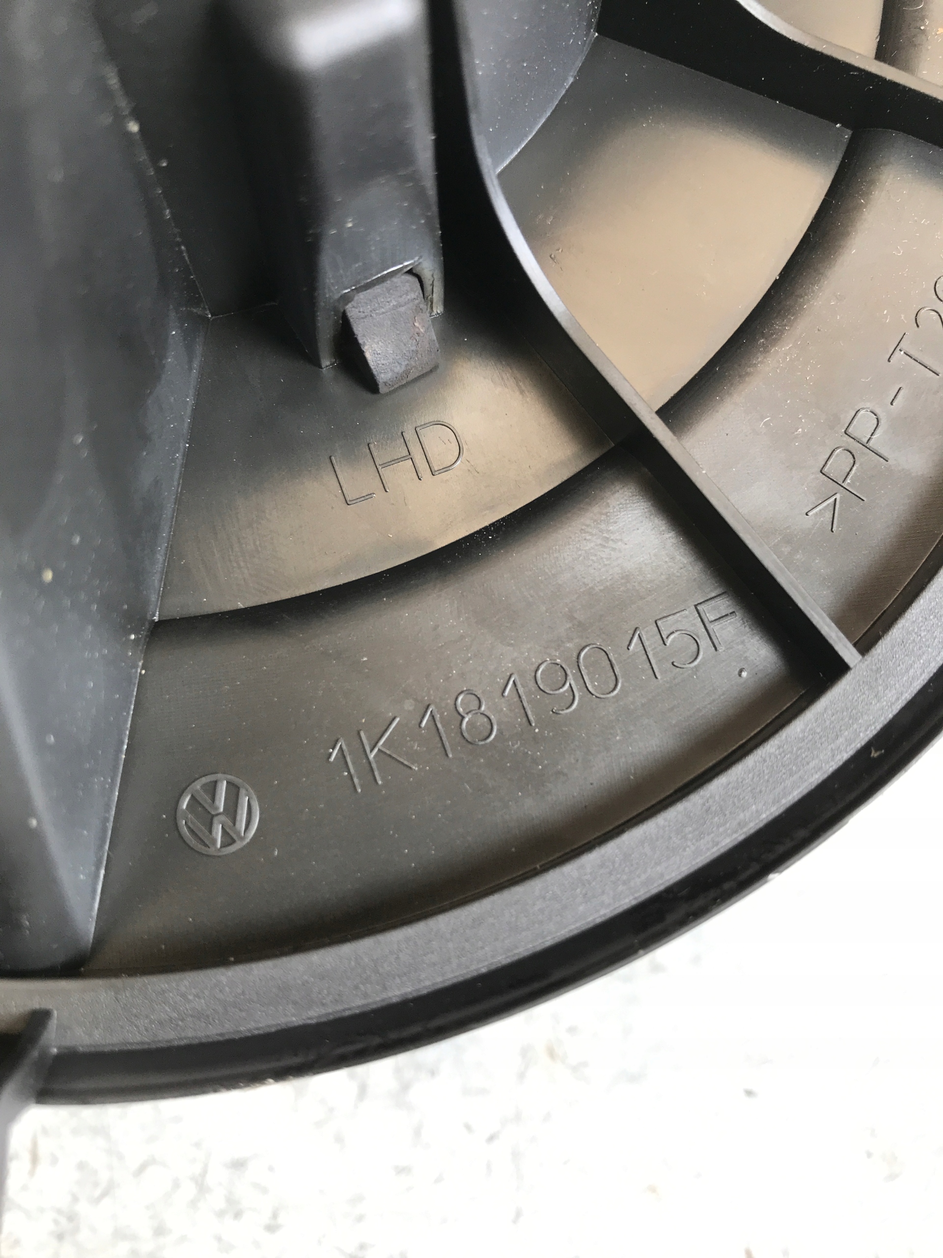 DMUCHAWA Lüfter VW SKODA AUDI 1K1819015F