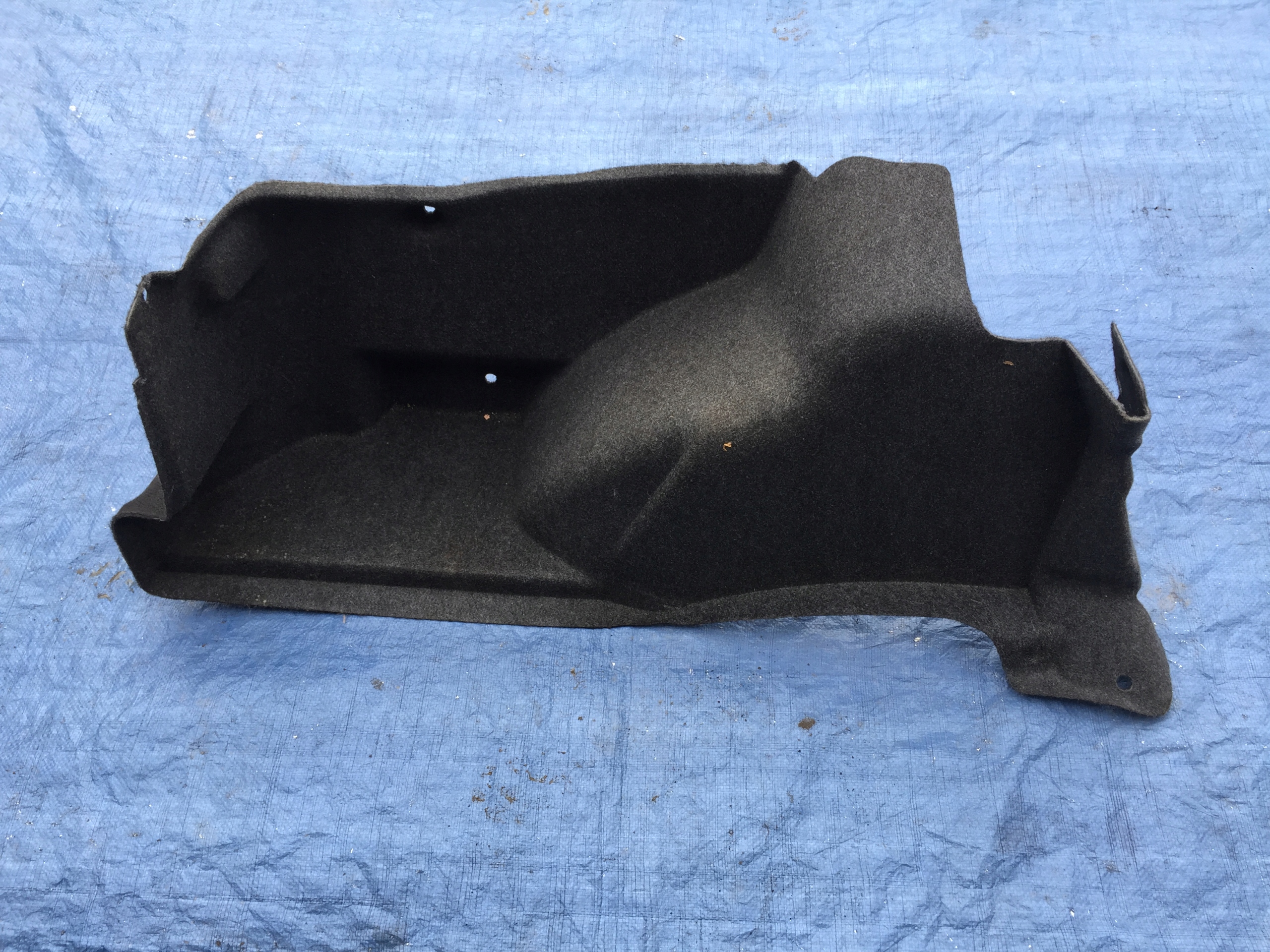 DODGE CHALLENGER 16 17 ЛАЙНЕР БЕКОН БАГАЖНИК