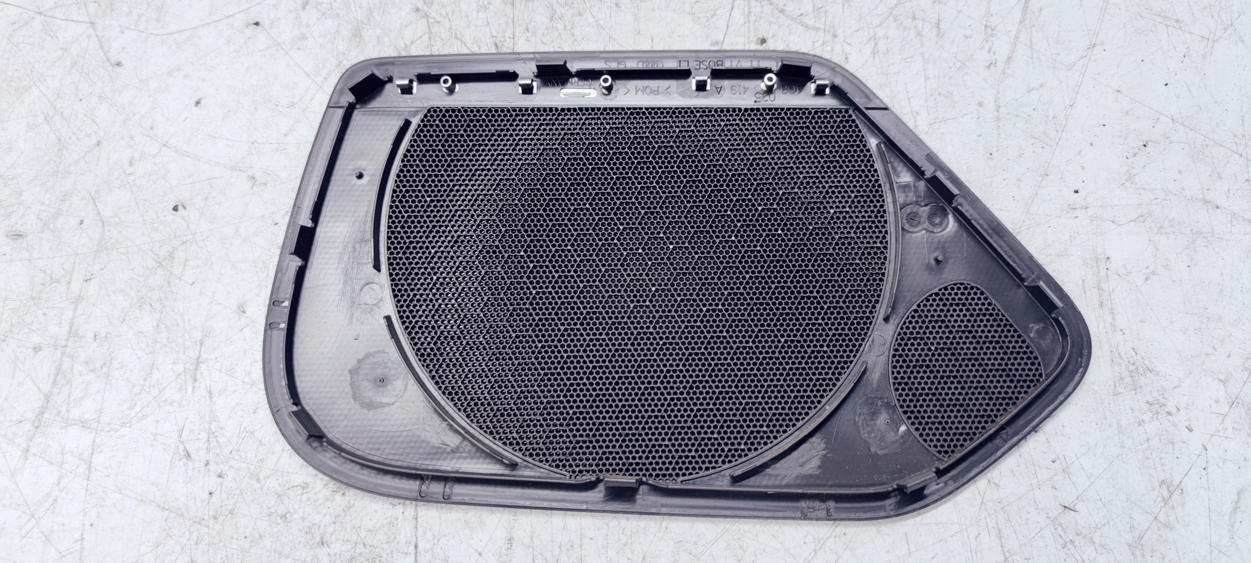 krycí repráku AUDI A7 L P 4G8035419A BOSE
