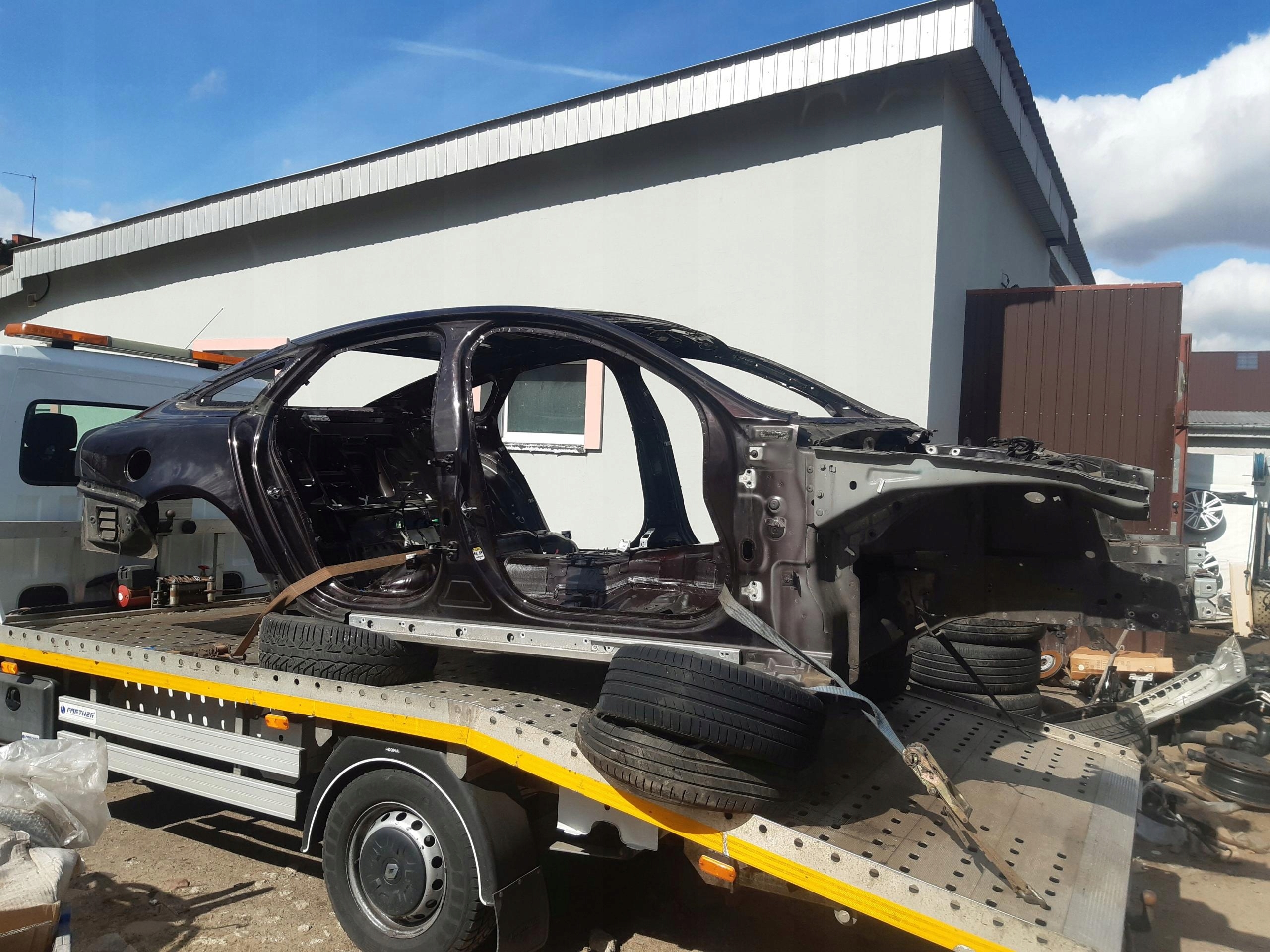 ĆWIARTKA BŁOTNIK LEWY TYŁ JAGUAR XJ X351 SHORT