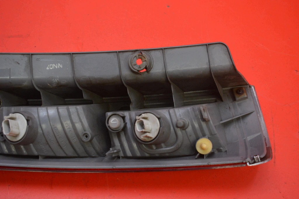 light right rear part rear P1483R HONDA STREAM 1 and 00-03