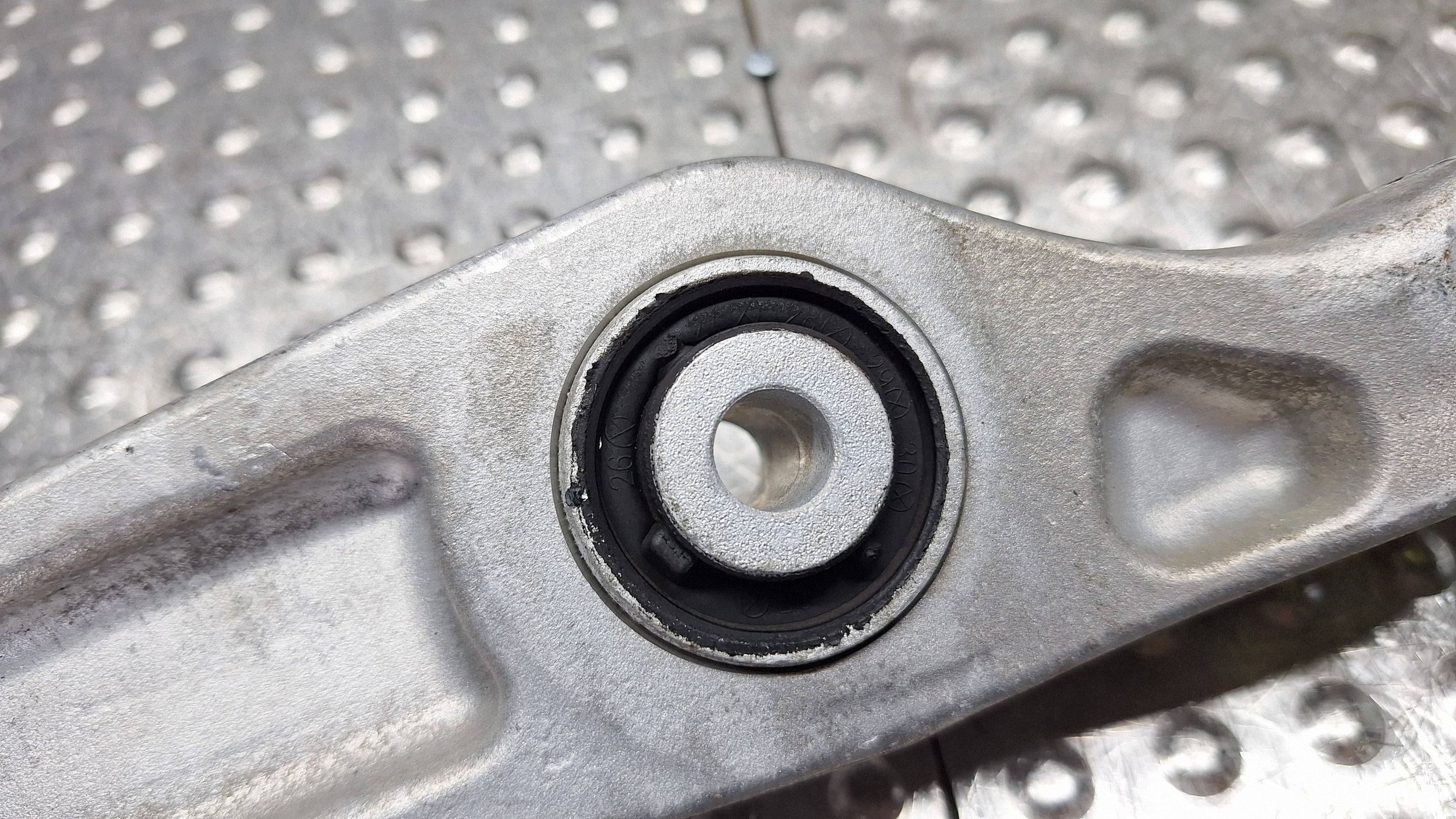arm right front lower PROSTY 4M0407156E AUDI A6 C8 A7 4K A8 D5 Q7 4M0