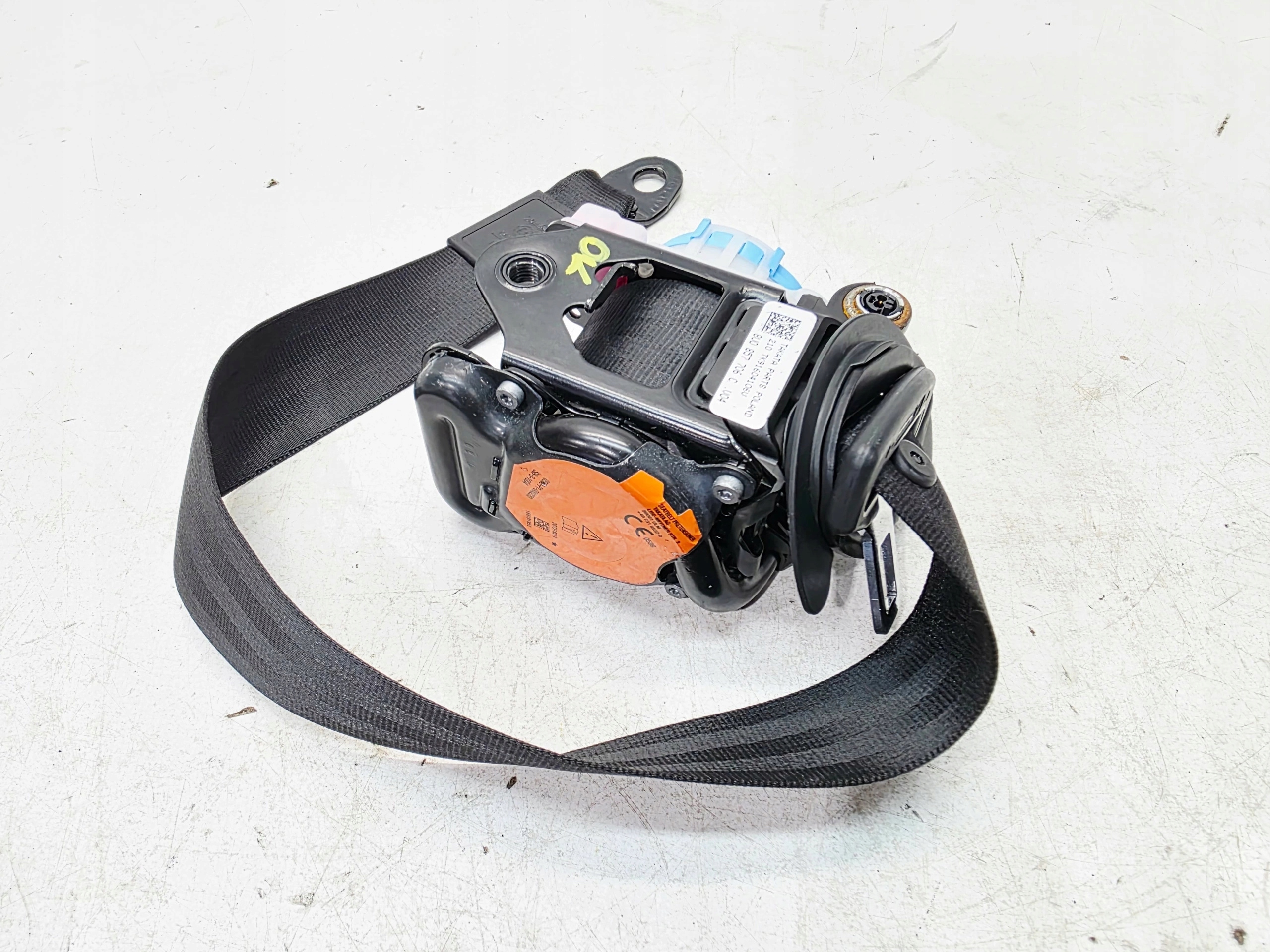 tension belt safety right front AUDI Q3 8U 8U0857706C