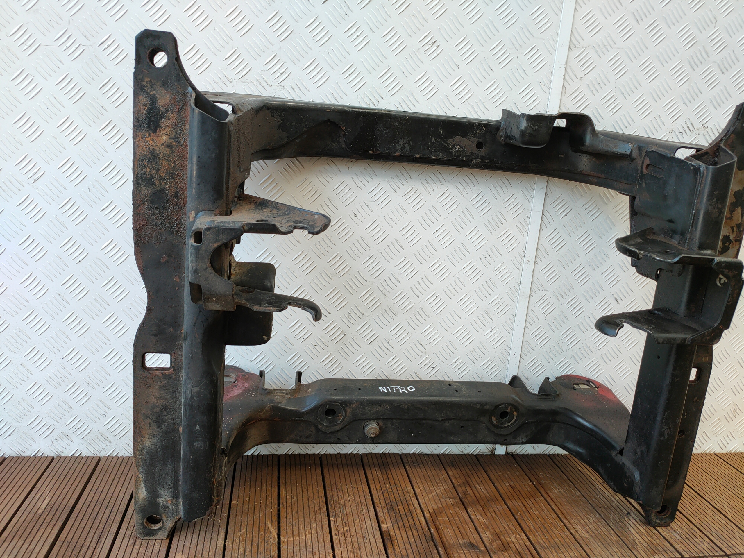DODGE NITRO 07-12 4.0 V6 subframe below engine axle beam LAWA front OE