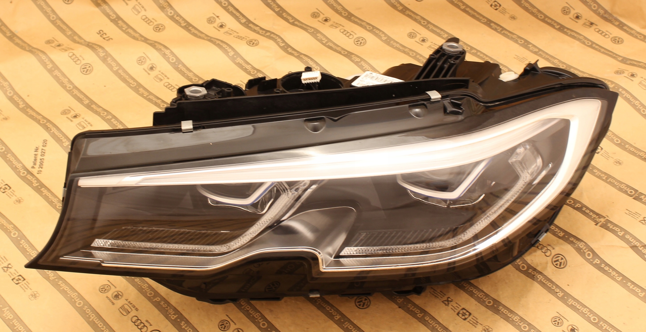 BMW 3 G20 G21 18-22 LAMPA PRZÓD PRZEDNIA LASER